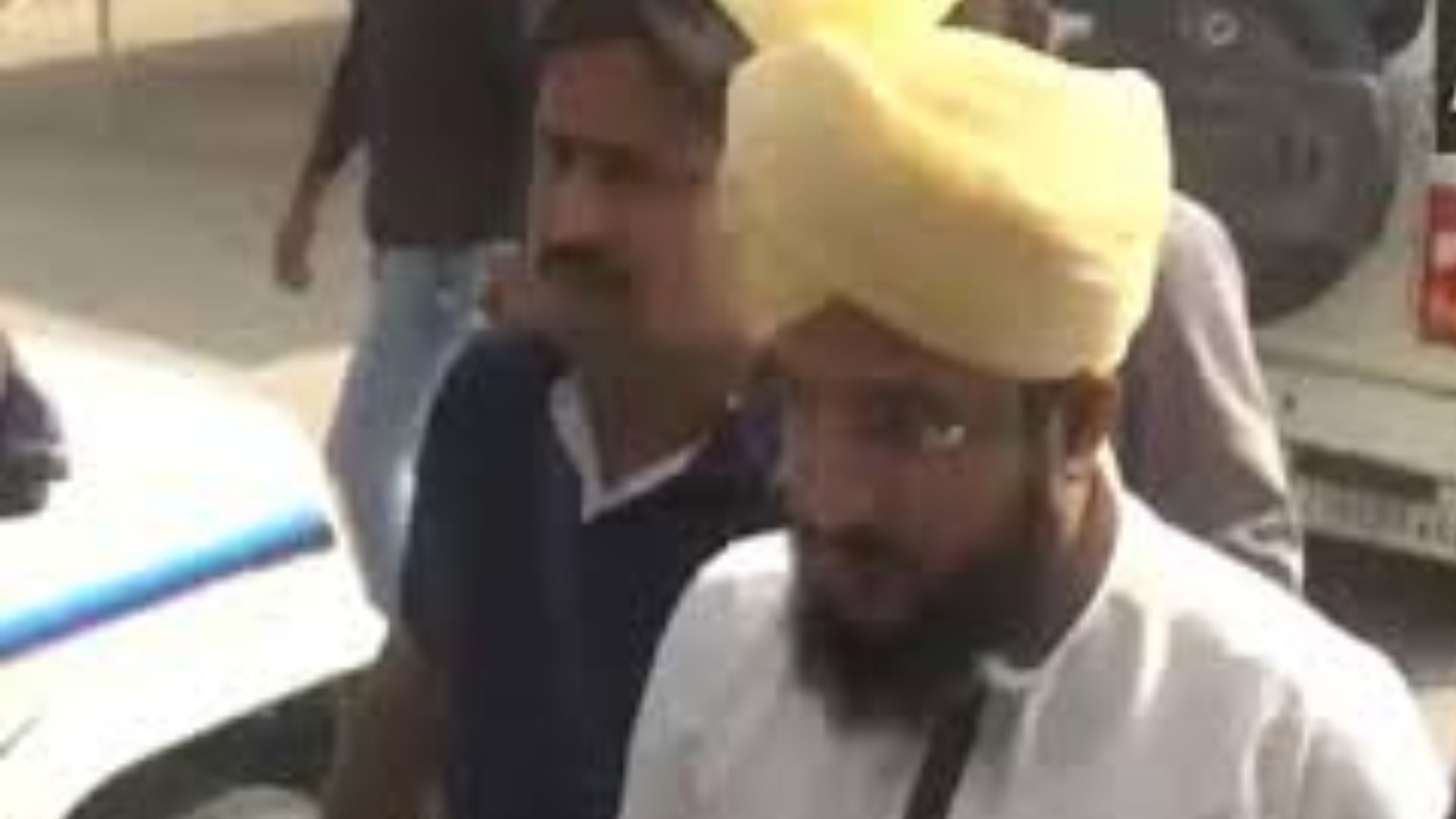 Islamic preacher Mufti Salman Azhari arrested; Defence adovocate allege ‘violation of SC guidelines’