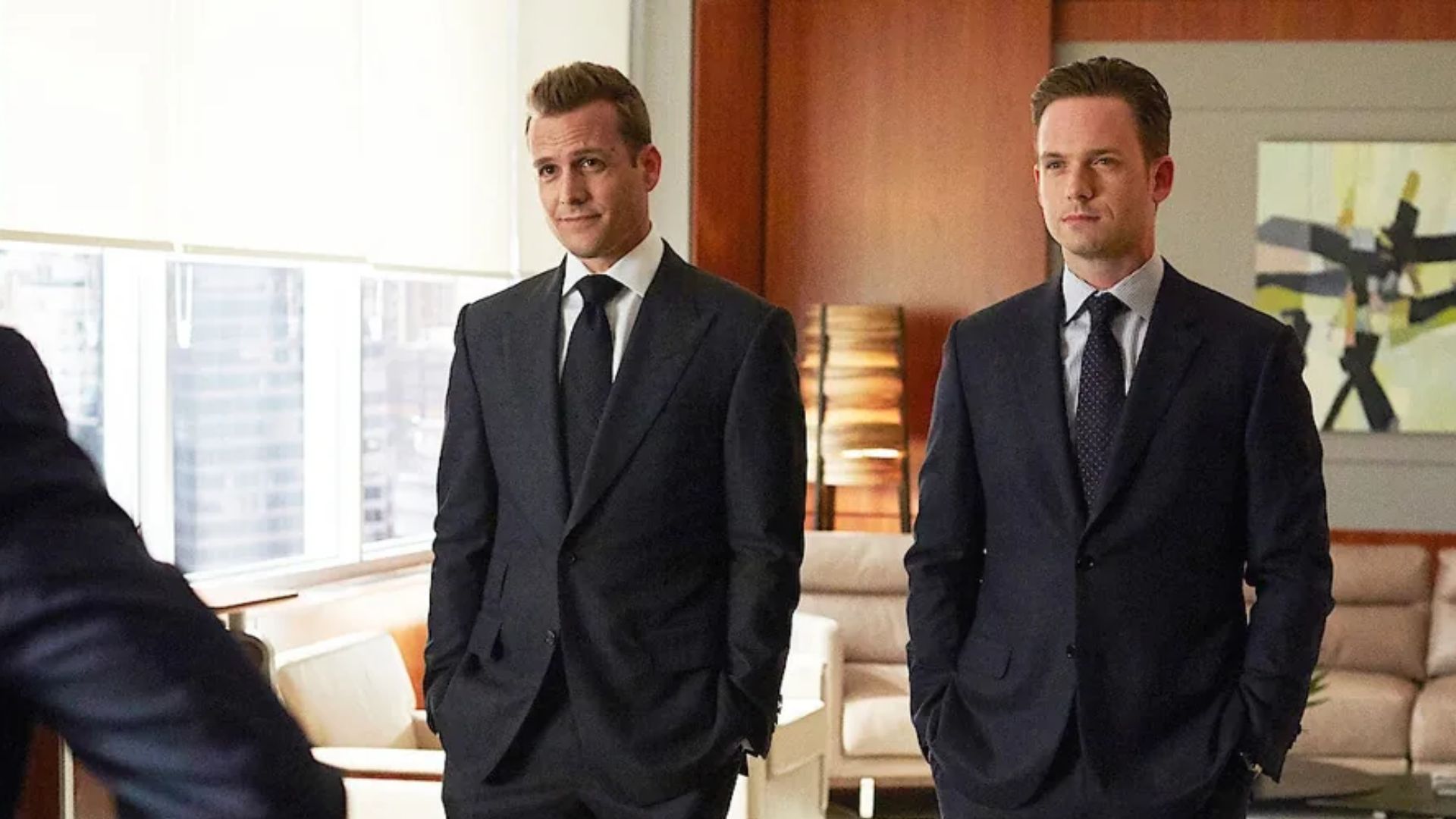 Stephen Amell to headline 'Suits' spinoff, 'Suits LA' TheDailyGuardian