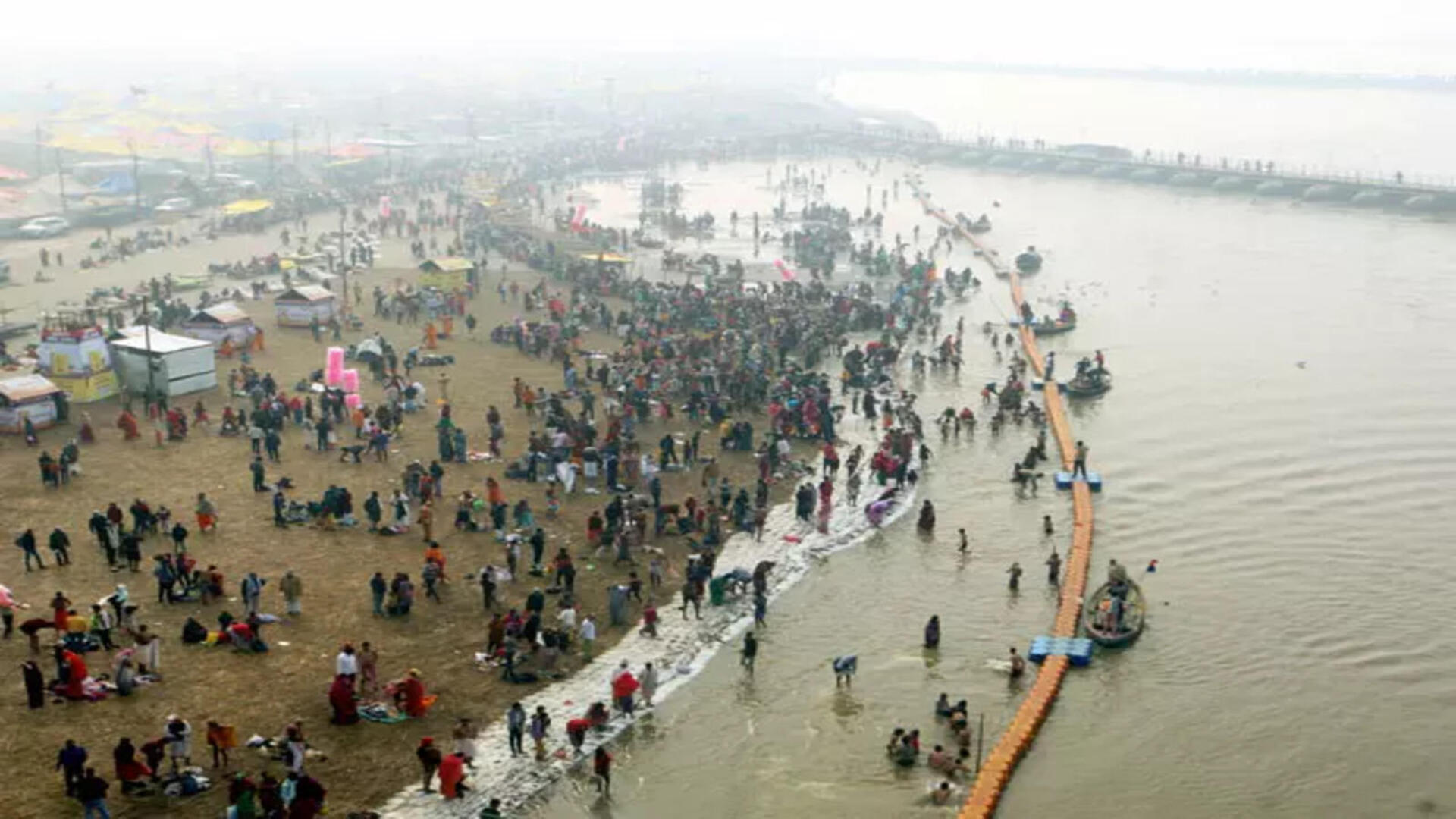 Magh Purnima: Devotees Take Holy Dip in UP