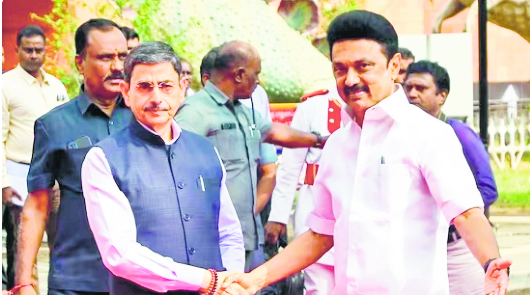 Tamil Nadu CM, Governor again face to face