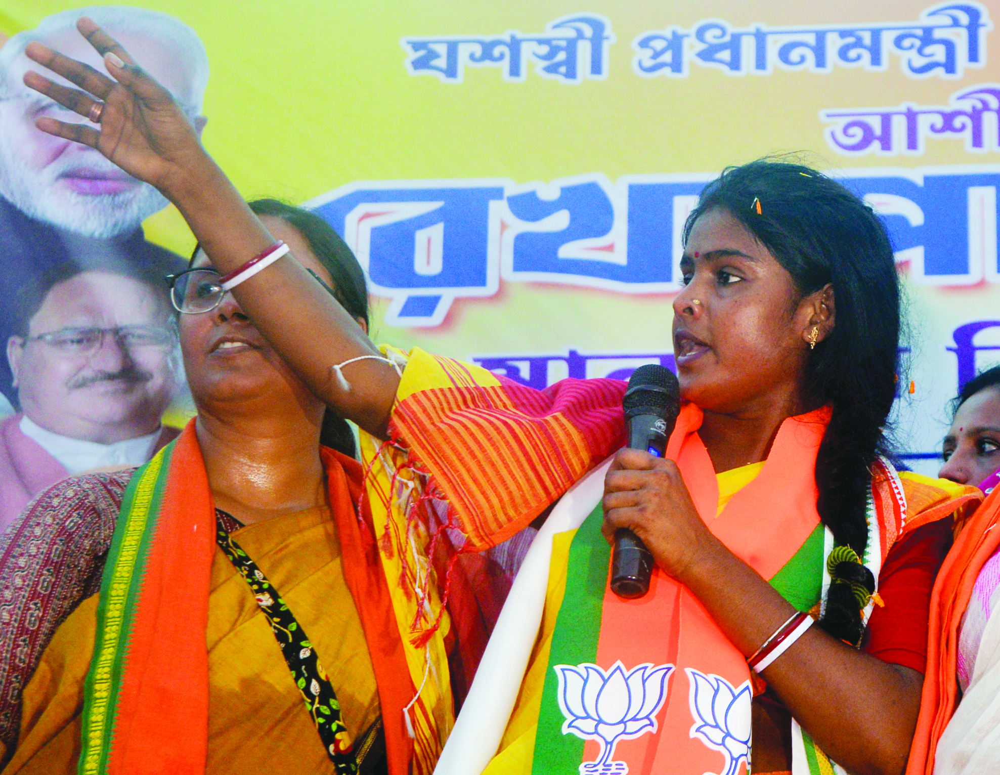 BJP’s ‘Shakti Swaroopa’ Rekha Patra gets huge welcome during roadshow