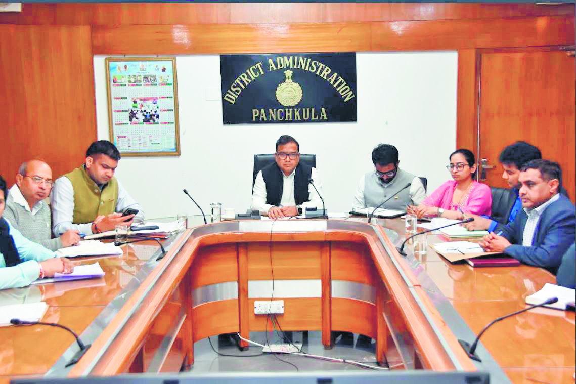 Umashankar leads video review for Ambedkar Housing Scheme initiative