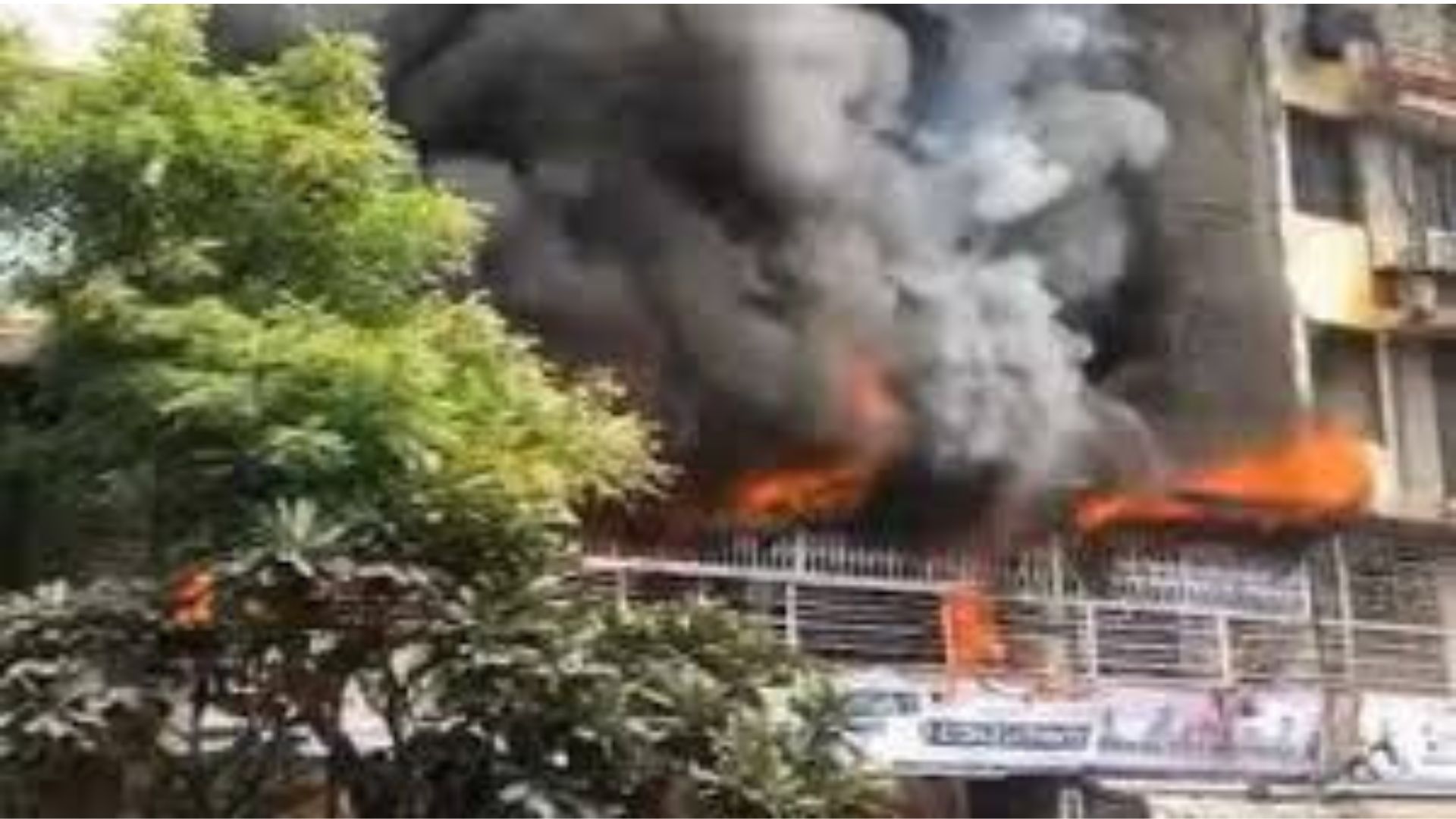 Fire Breaks Out in Two Apartments In Noida