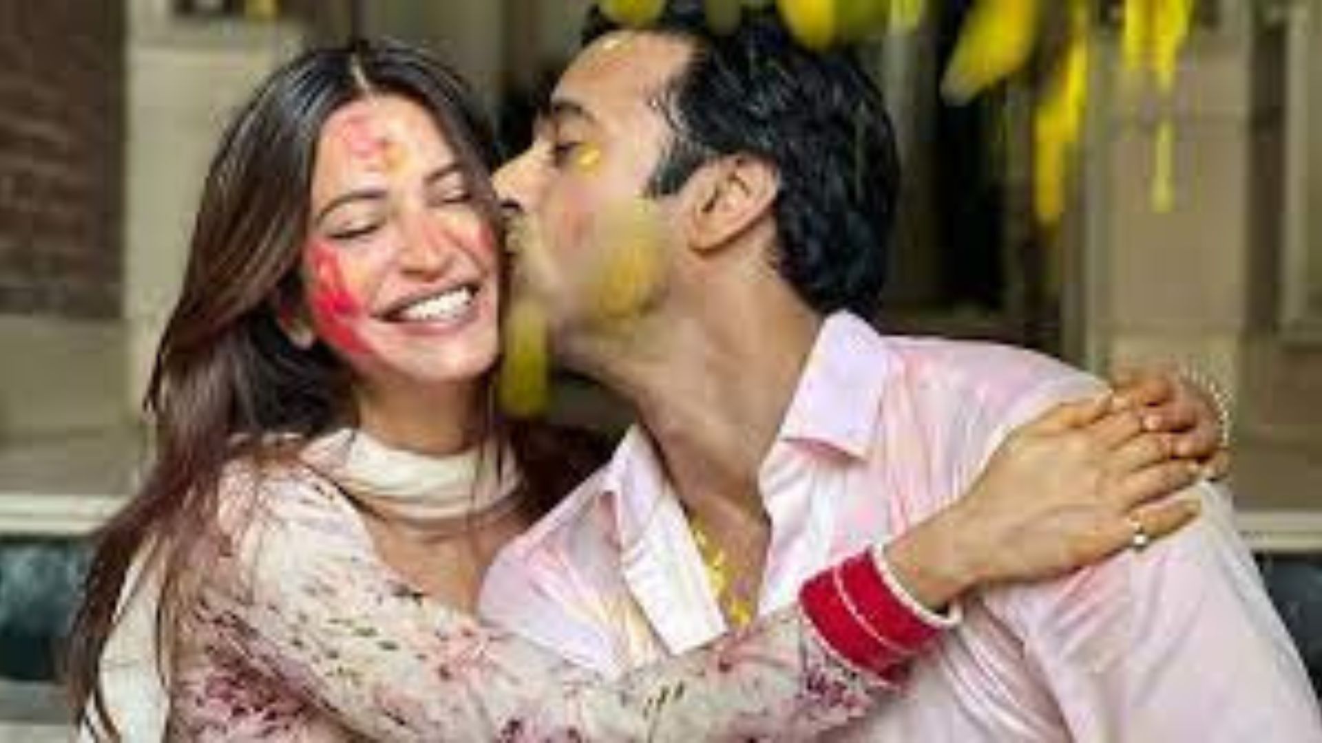 Pulkit Samrat Sweetly Pecks Wife Kriti Kharbanda During First Post-Wedding Holi