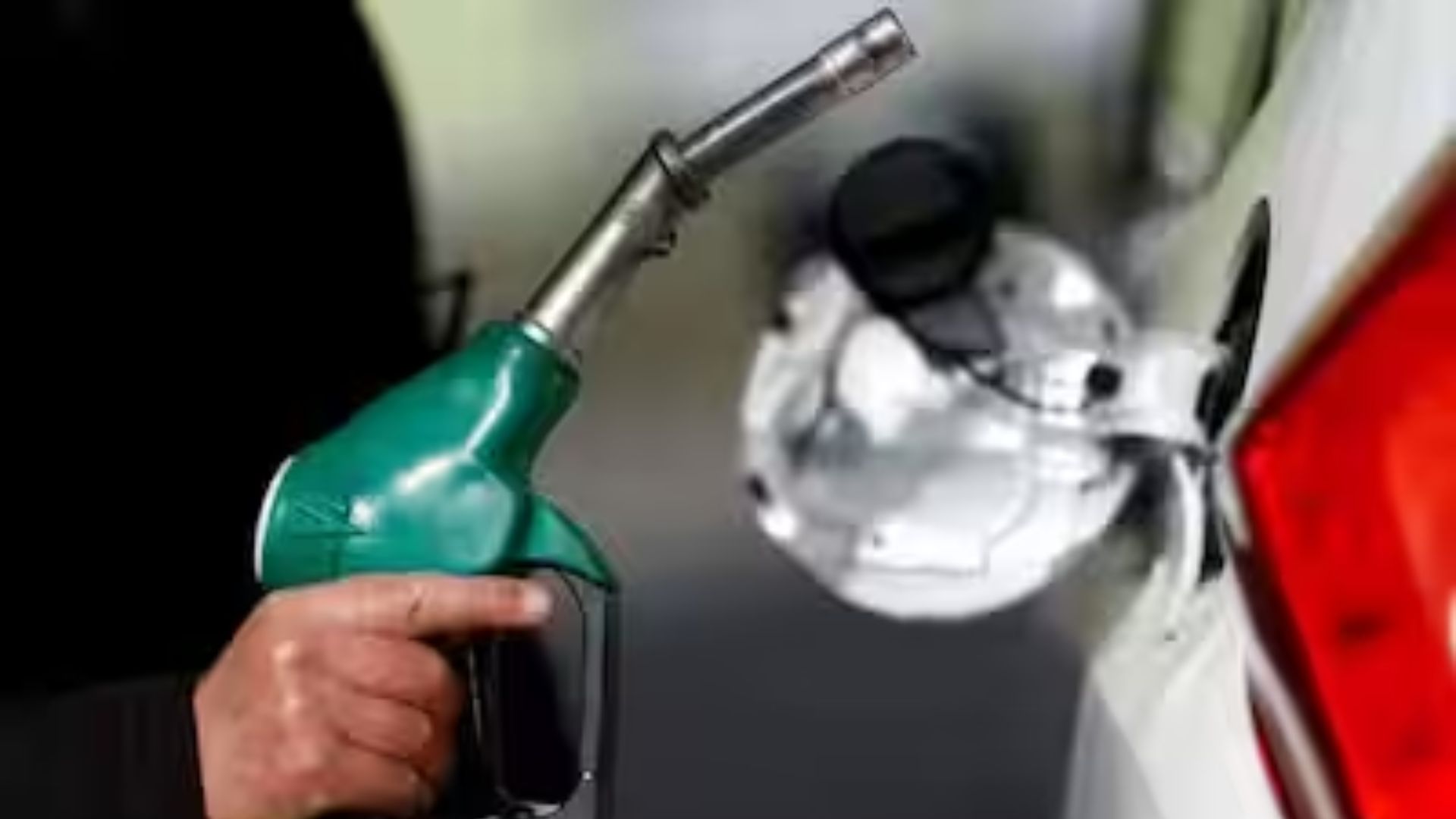 Petrol and Diesel Prices Reduced by Rs 2/Litre