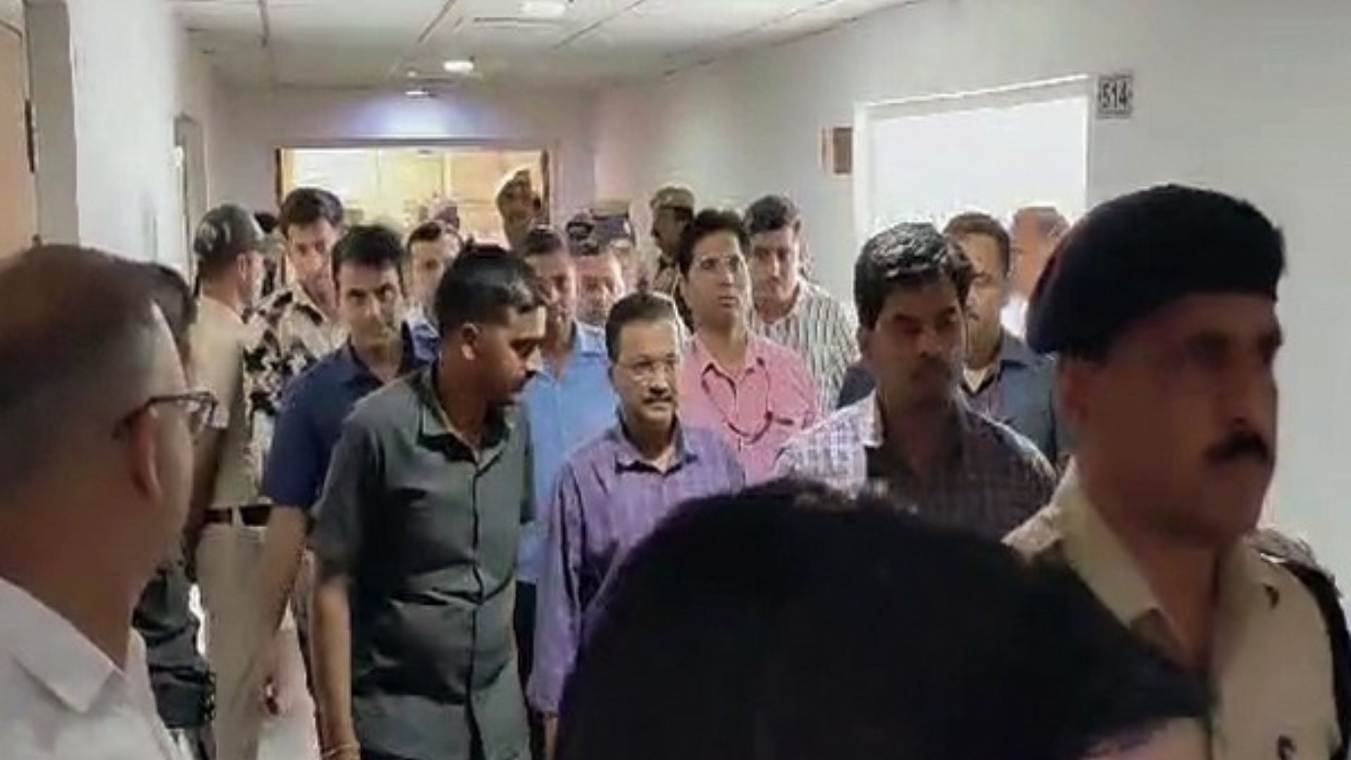 Legal experts flag concerns over CM Kejriwal discharging duties from jail