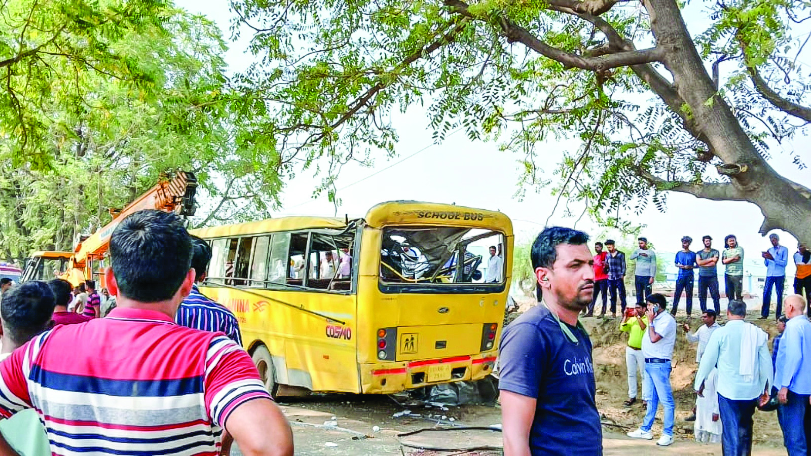 Private School Association blames govt amid school bus tragedy, demands liquor ban