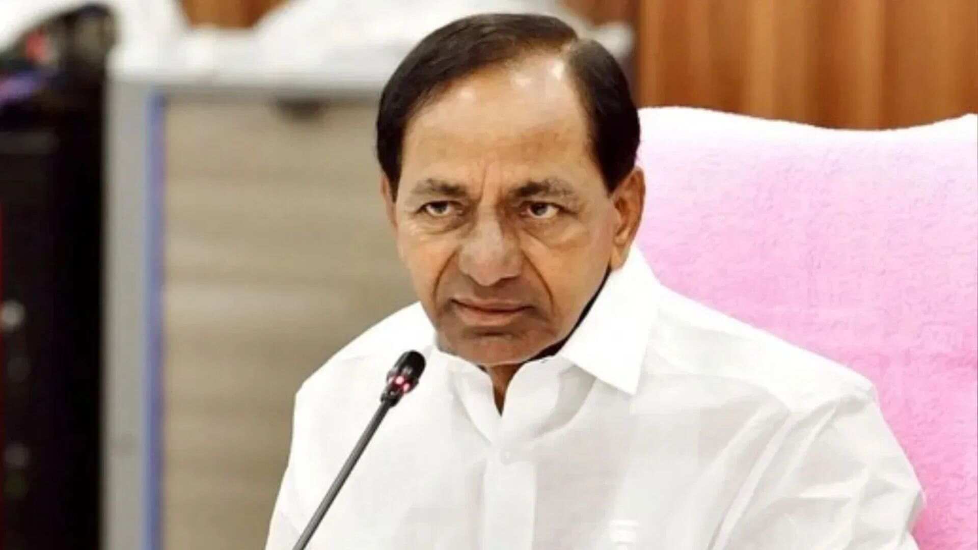 Election Commission issues notice to BRS chief KCR over his remarks on Congress