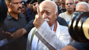 Lok Sabha Polls: RSS Chief Bhagwat votes in Nagpur