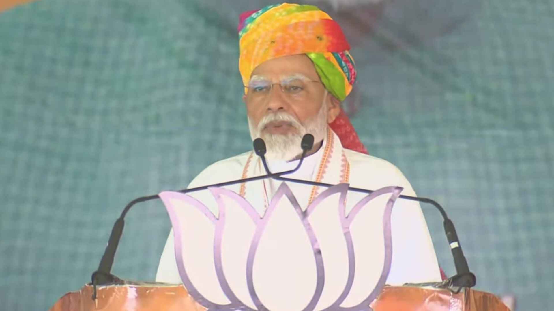 PM Modi addressing a rally in Jalore