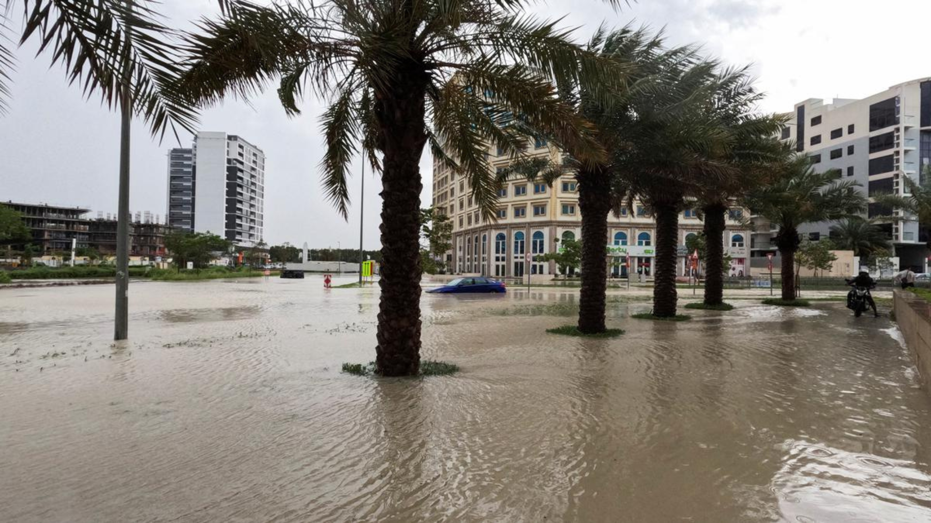 Biblical Flood in Dubai: Climate Change Brings Heavy Rainfall