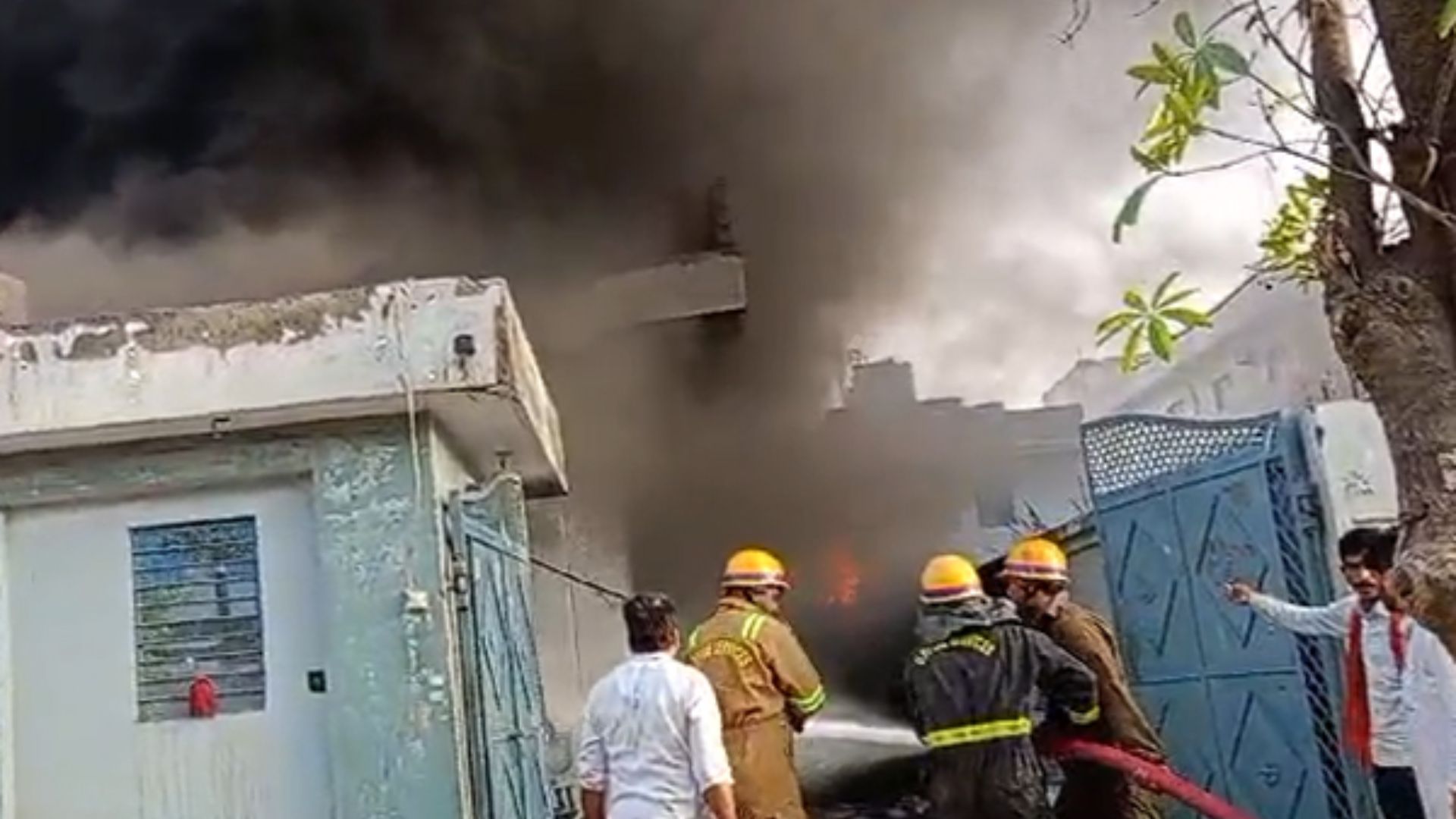 Fire breaks out at eyeglasses factory in UP’s Ghaziabad, none hurt