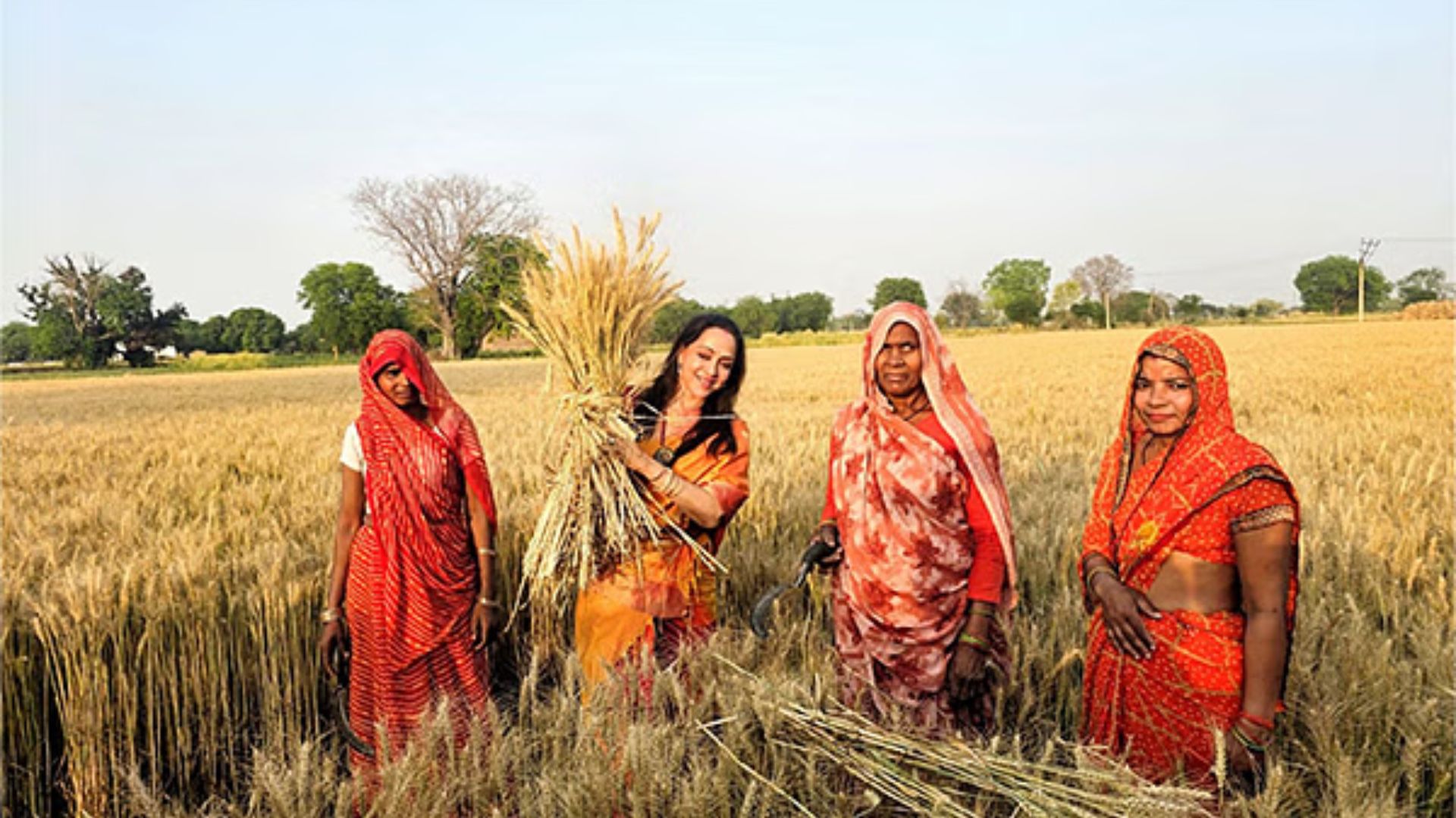 BJP’s Hema Malini meets farmers during Mathura campaign