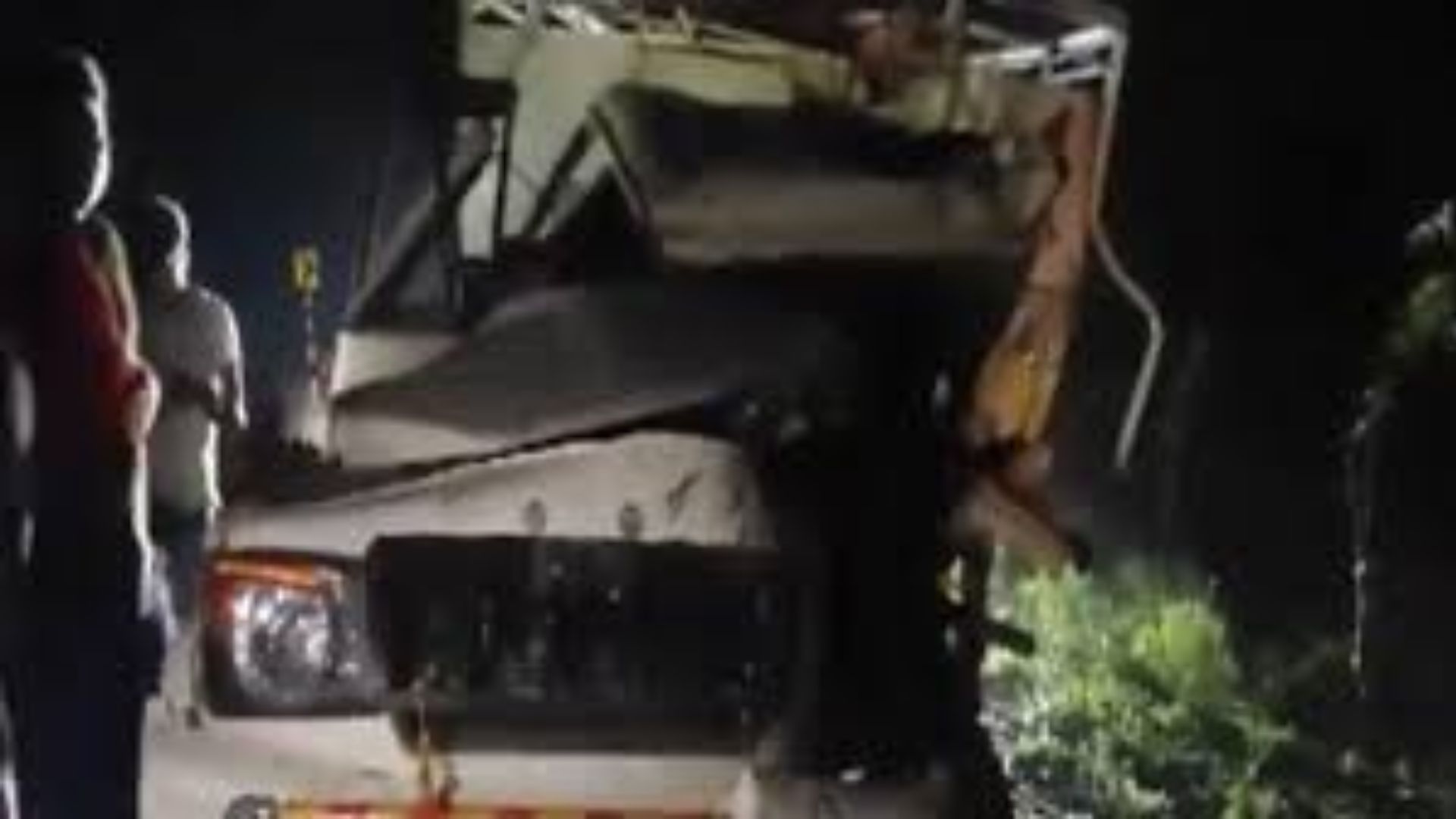 9 killed, 23 injured after collision between goods vehicle and truck in Chhattisgarh’s Bemetara