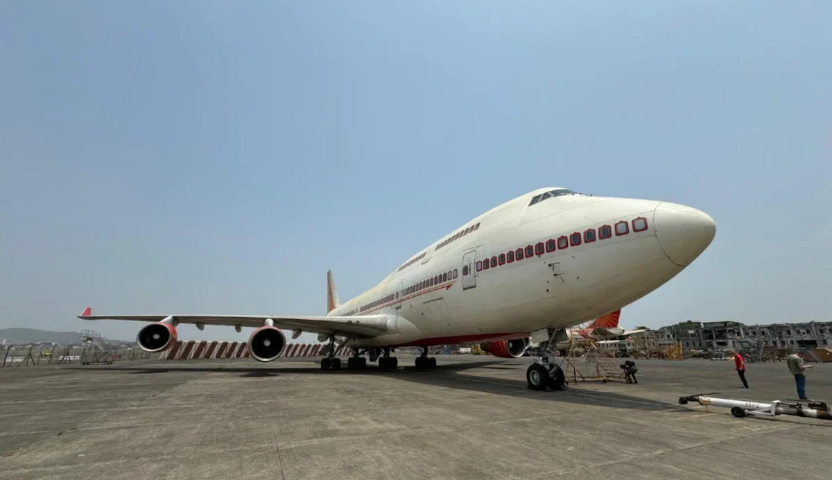 Air India’s Boeing 747 Takes Off From the Mumbai Airport for the Last Time