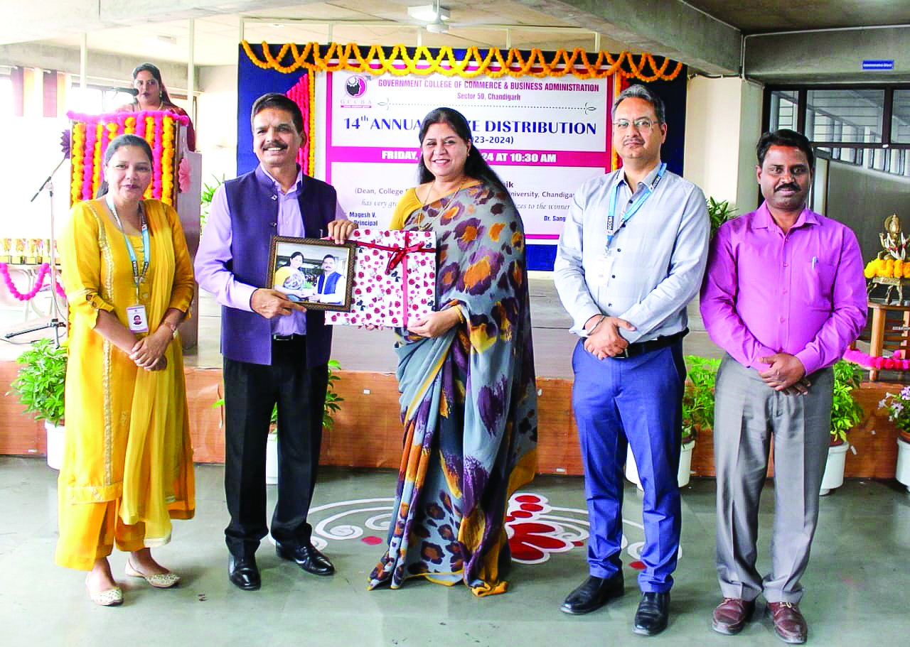 14th Annual Prize Distribution Function held at GCCBA, Chandigarh