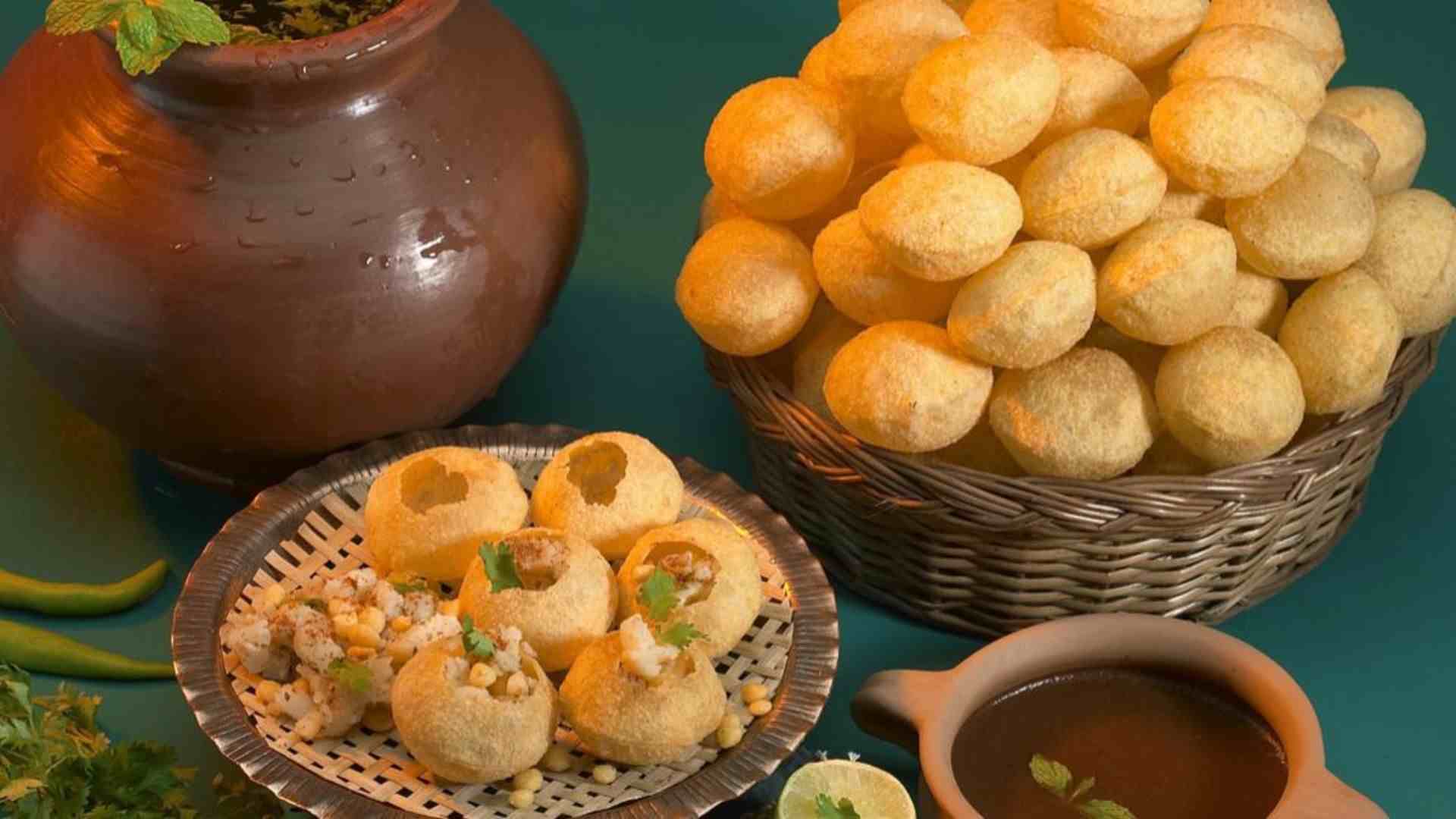 US Locals Try Pani Puri For The First Time, Video Goes Viral