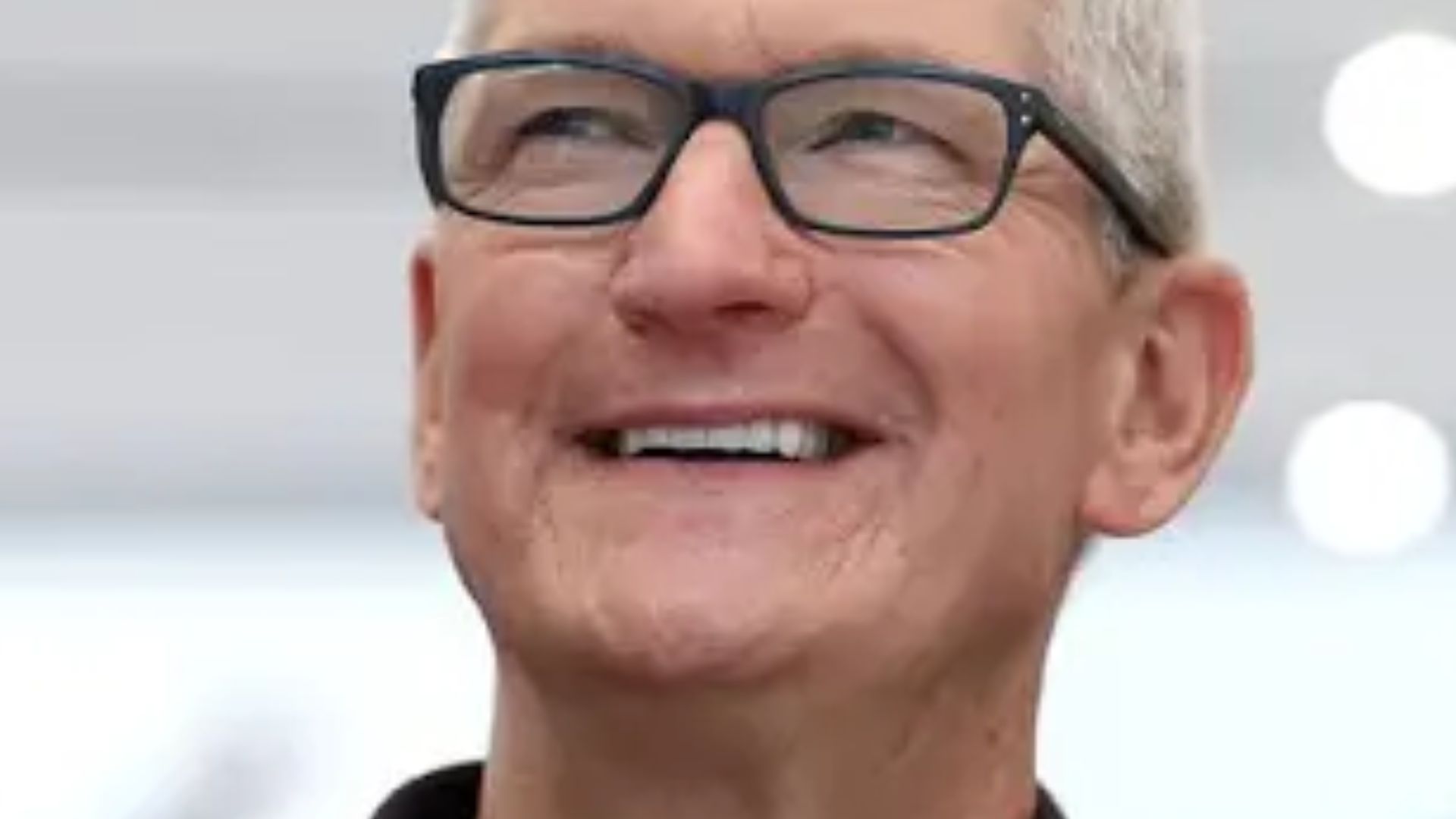 Apple CEO Tim Cook Hints About Upcoming Generative AI Features
