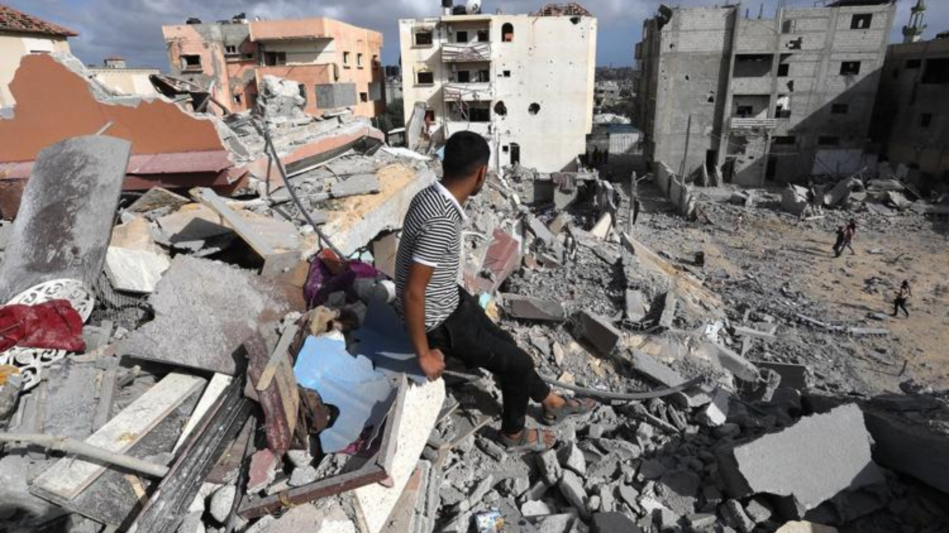 Israel Airstrikes in Rafah What's the Impact of Evacuation Orders