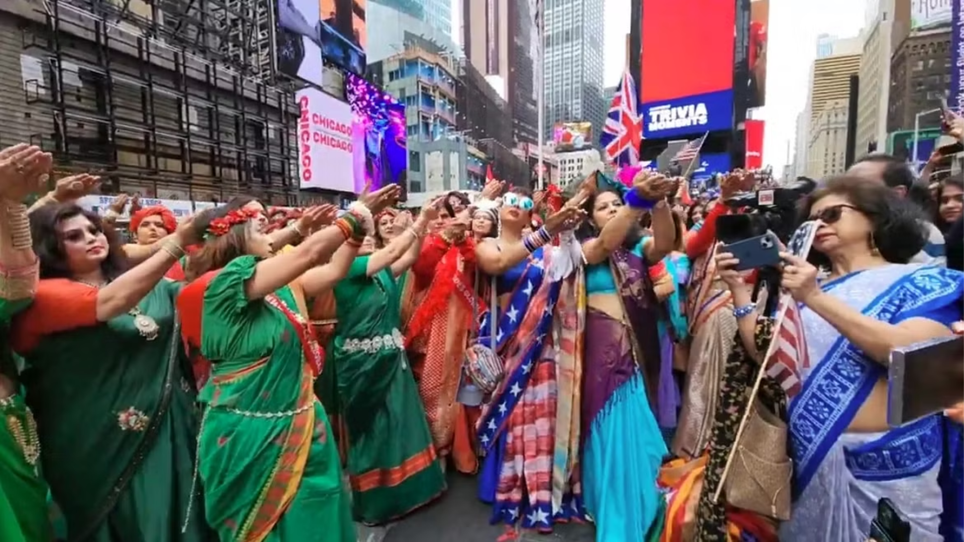 Over 500 Women Celebrate ‘Saree Goes Global’ at Times Square