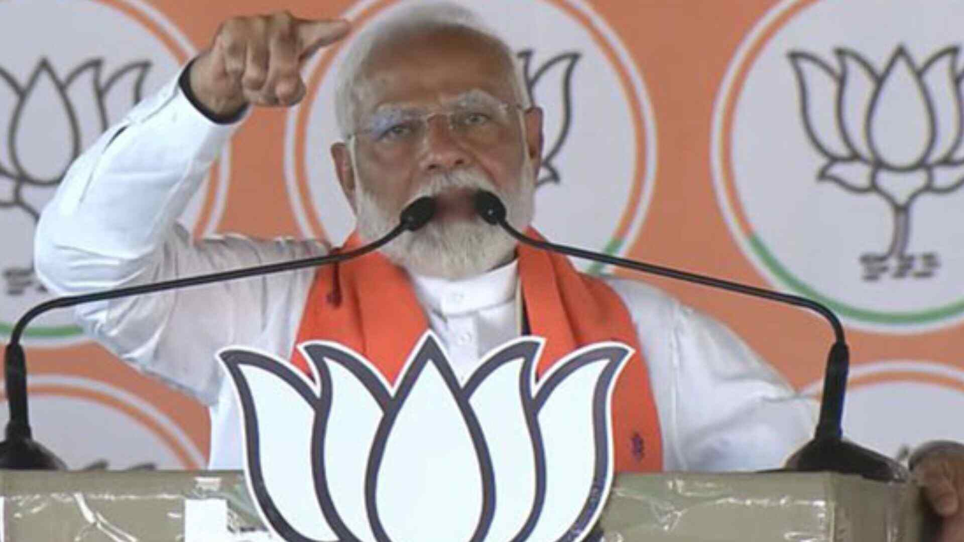 Why Is JMM Shielding Infiltrators? Questions PM Modi At Jharkhand Rally