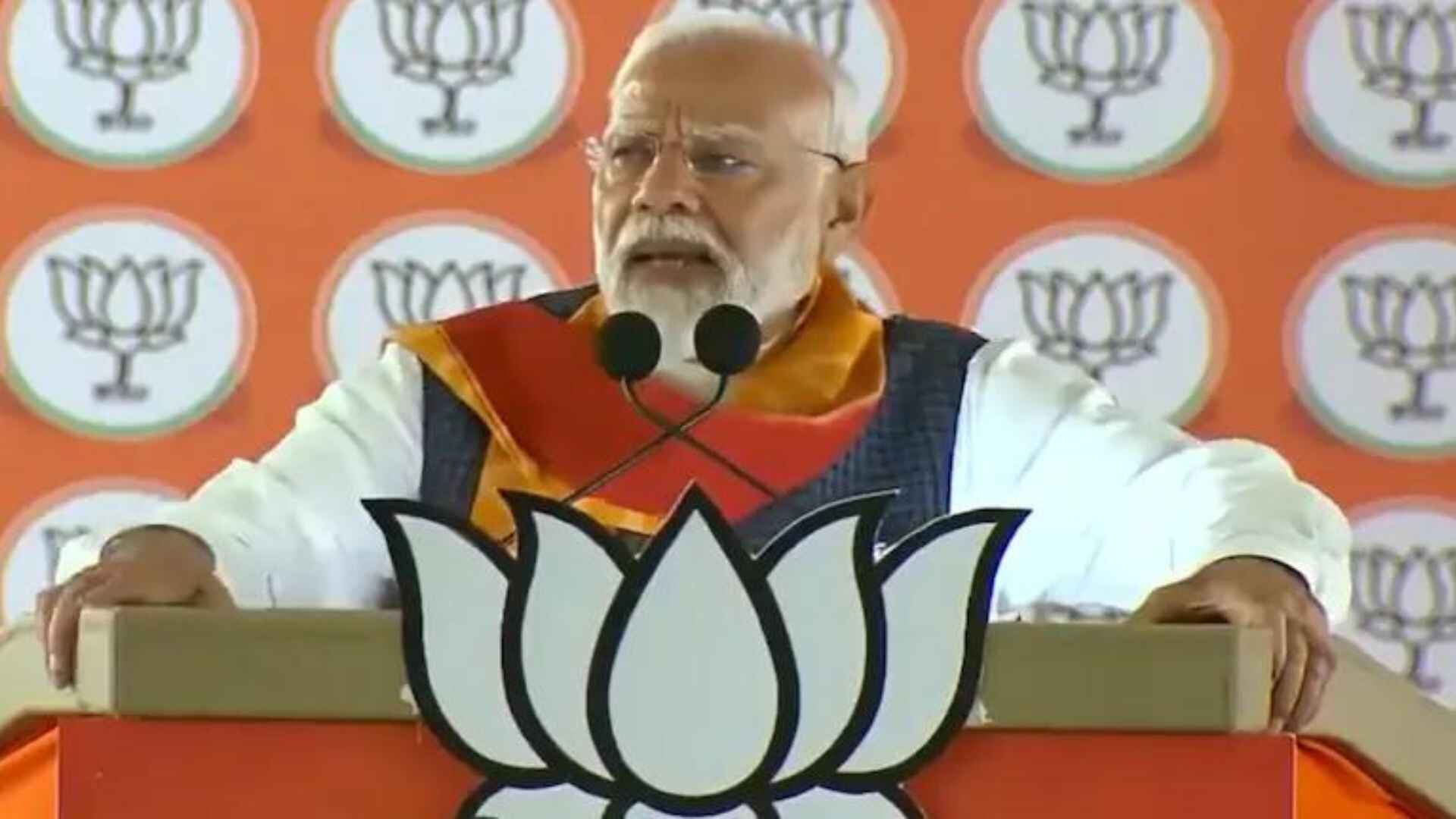 Howrah Used to Be Industrial Hub But Now Factories Have Been Shut Down: PM Modi