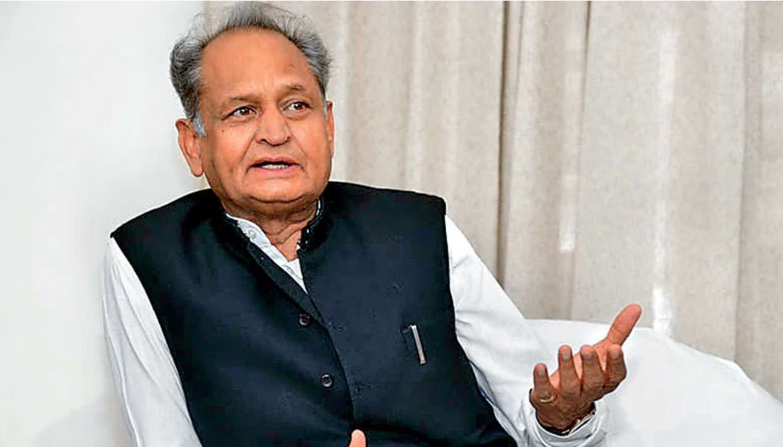 Former CM Gehlot questions Modi’s Guarantee as bank issues auction Ad