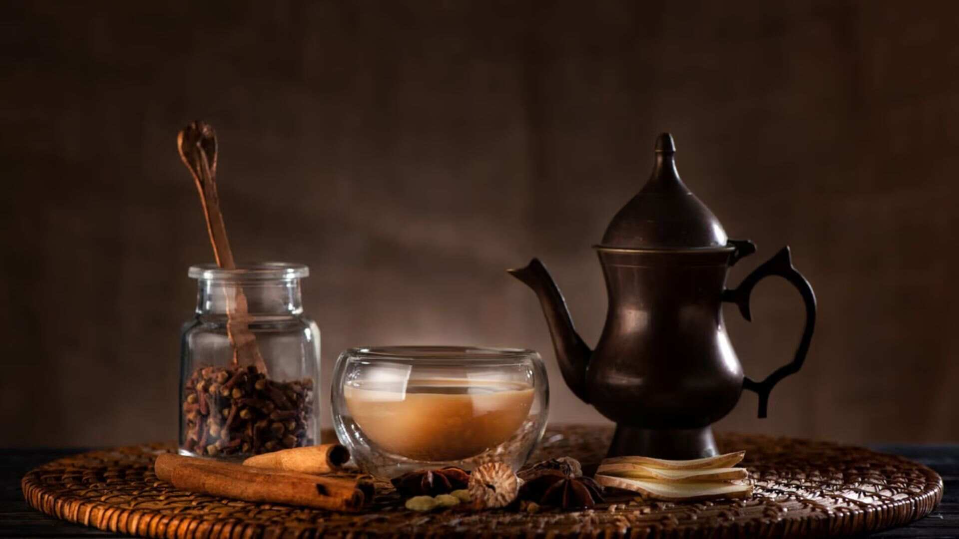 International Tea Day: Foods To Avoid Pairing With Tea