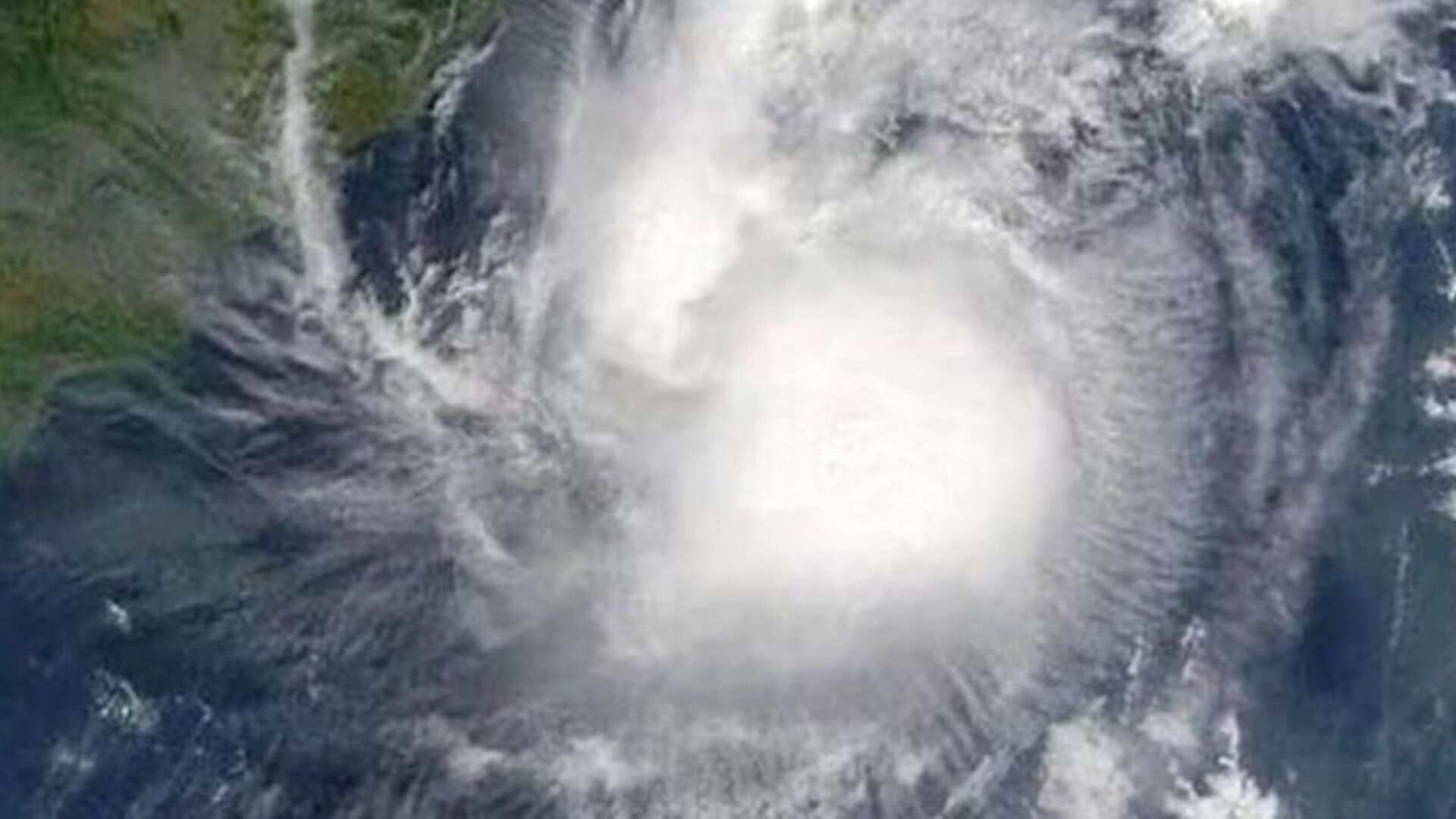 Cyclone Remal To Graze Kolkata: City On Alert