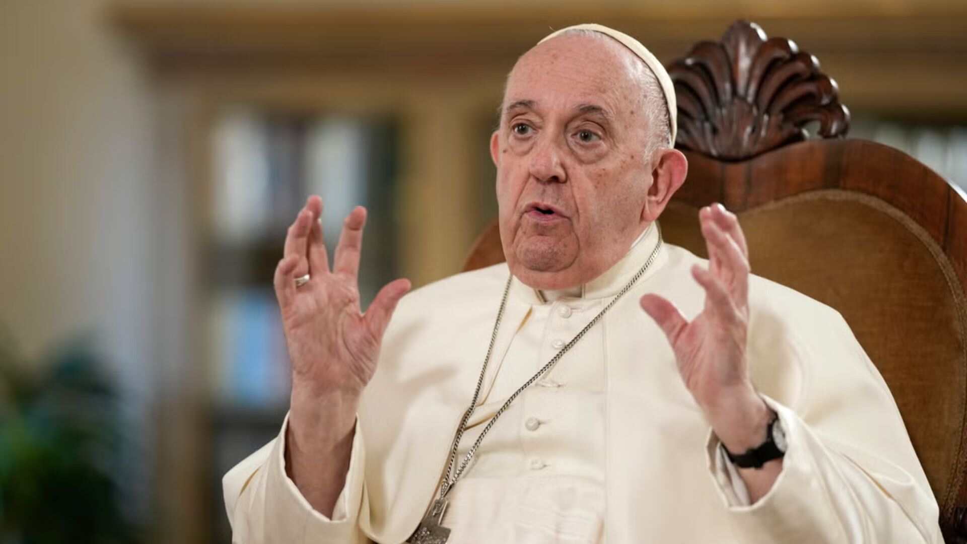 Pope Uses Vulgar Italian Words For LGBT People: Italian Media