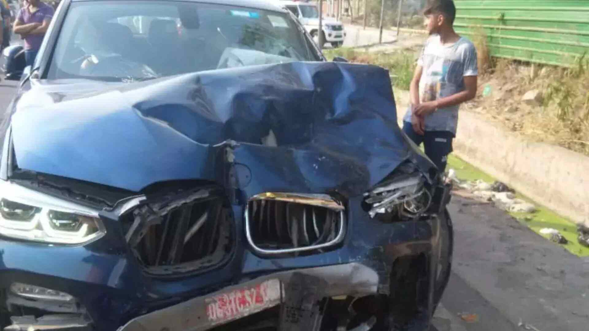 Noida: BMW Rams Into e-Rickshaw; 2 Killed, 3 Injured