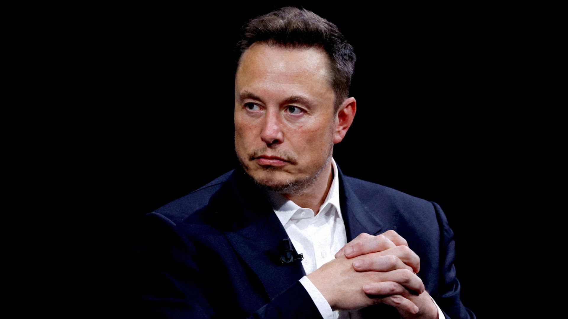 Elon Musk Takes Swipe at ‘Cringe’ LinkedIn: ‘Toenails Will Curl’