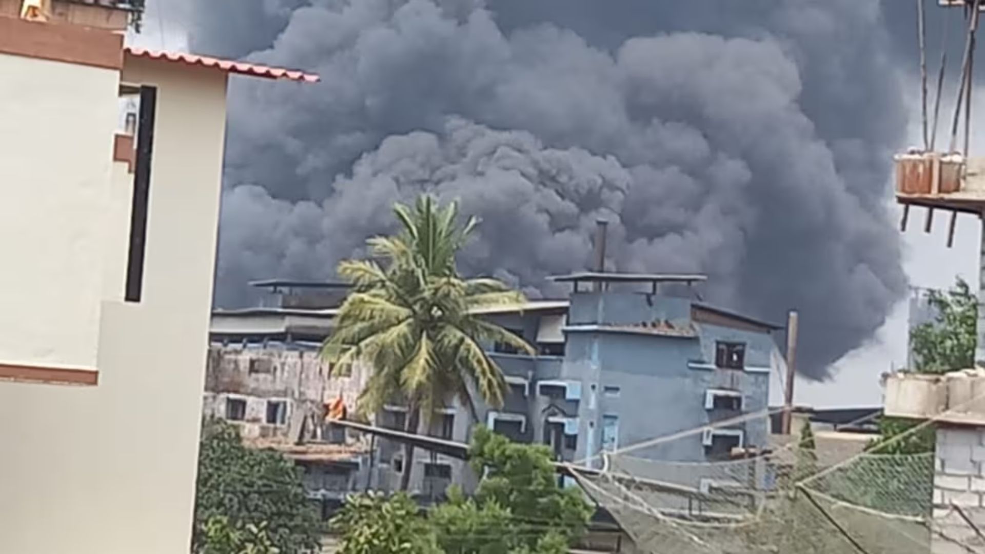 Maharashtra: Massive Fire In Dombivli Industrial Area After Boiler Blast In Chemical Plant