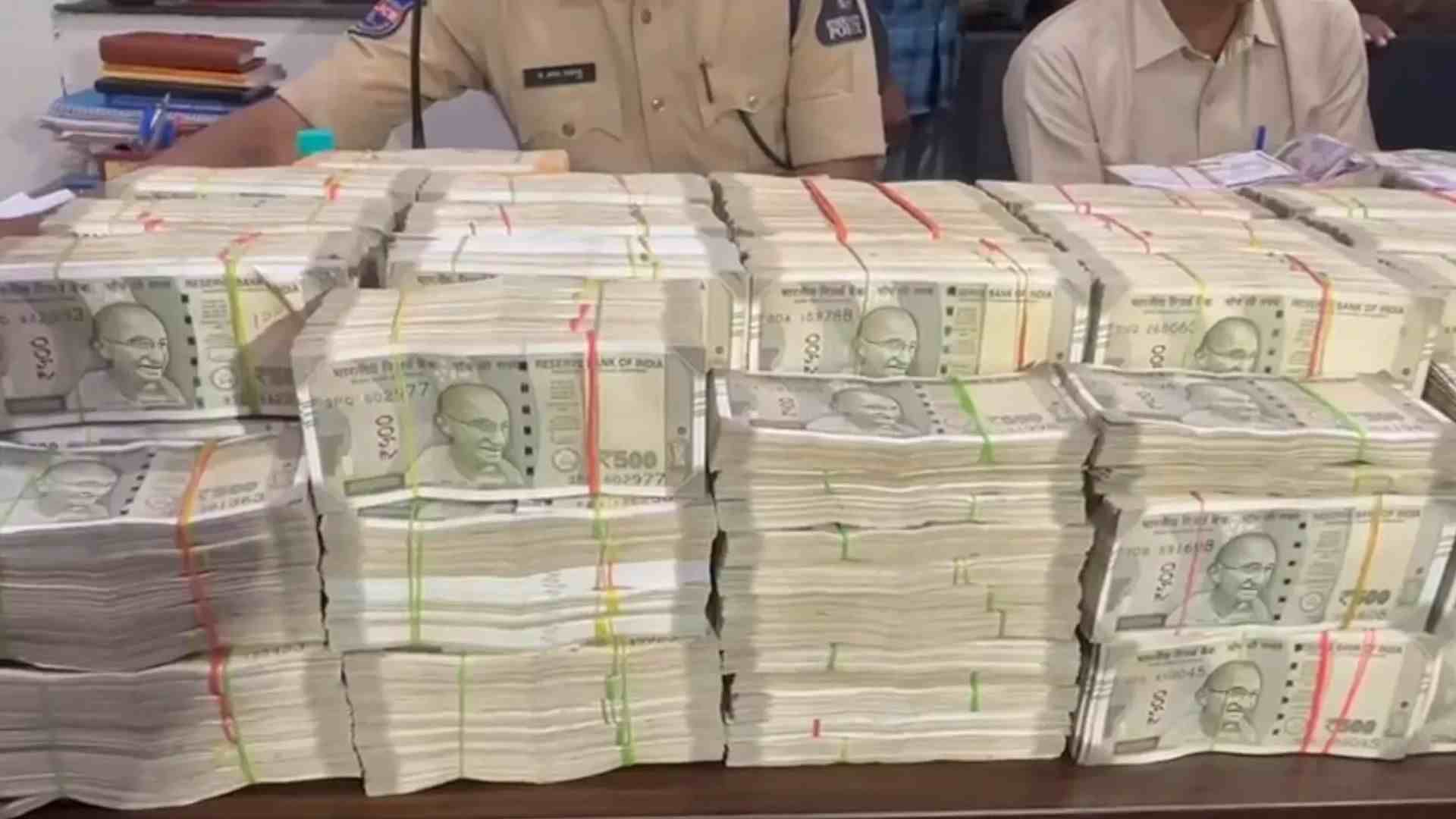 Mohali: Police Seizes Cash Worth Rs 4.37 Crore From Two Different Locations