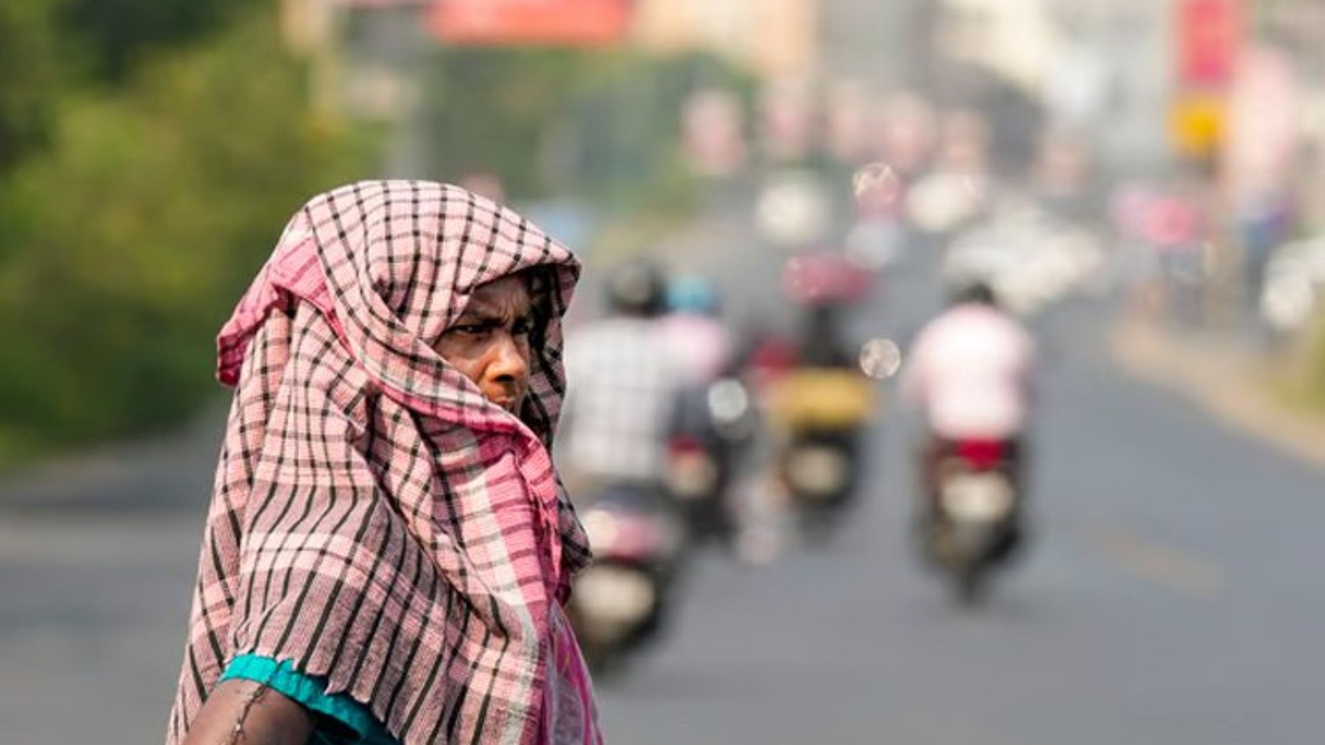 IMD Issues Heatwave ‘Red Alert’ for Delhi, Punjab, and Northern India
