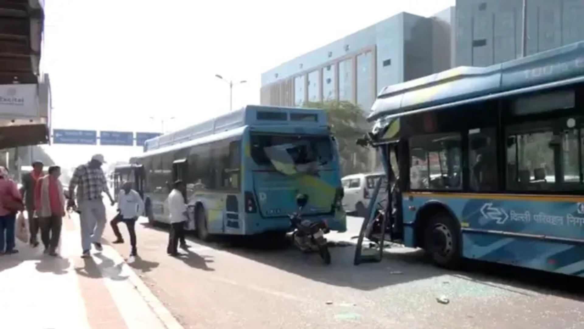 DTC Buses Collide In Delhi’s Nauroji Nagar, 2 Injured