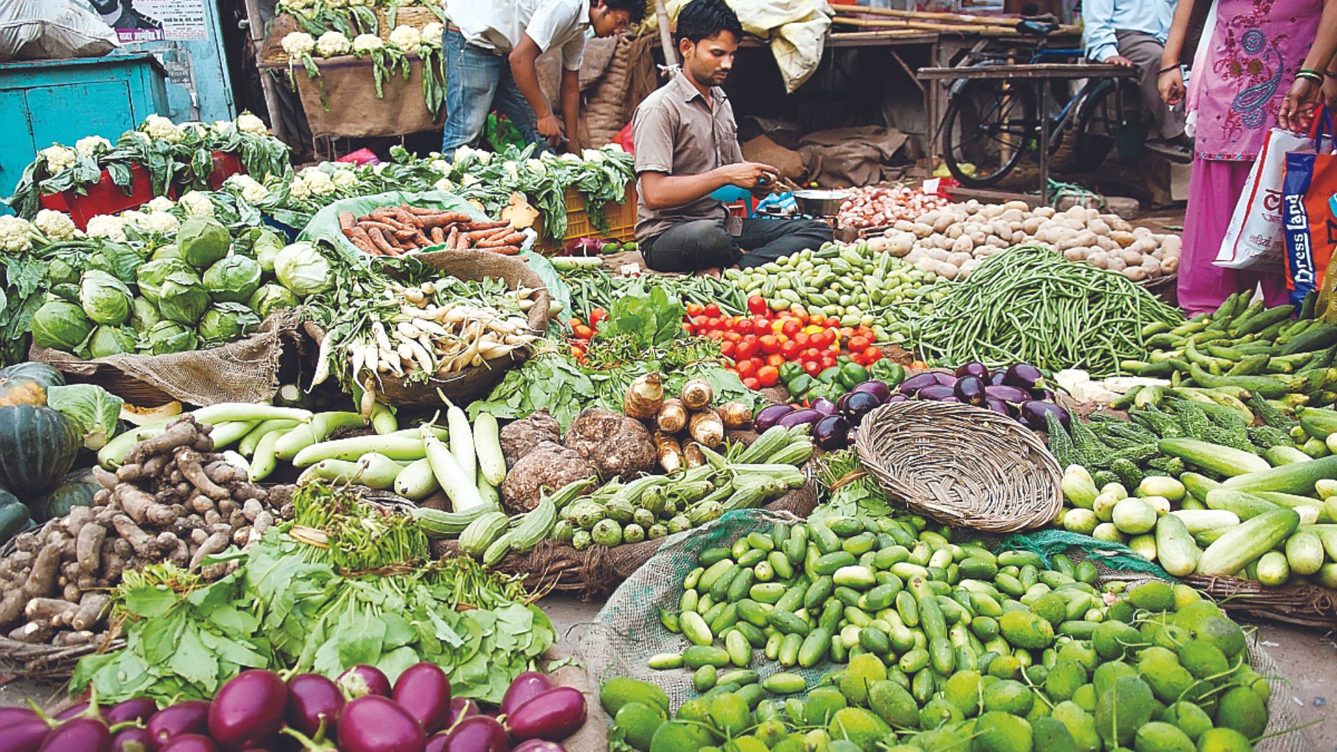 Driven by fuel and power, WPI inflation up 1.26% in April