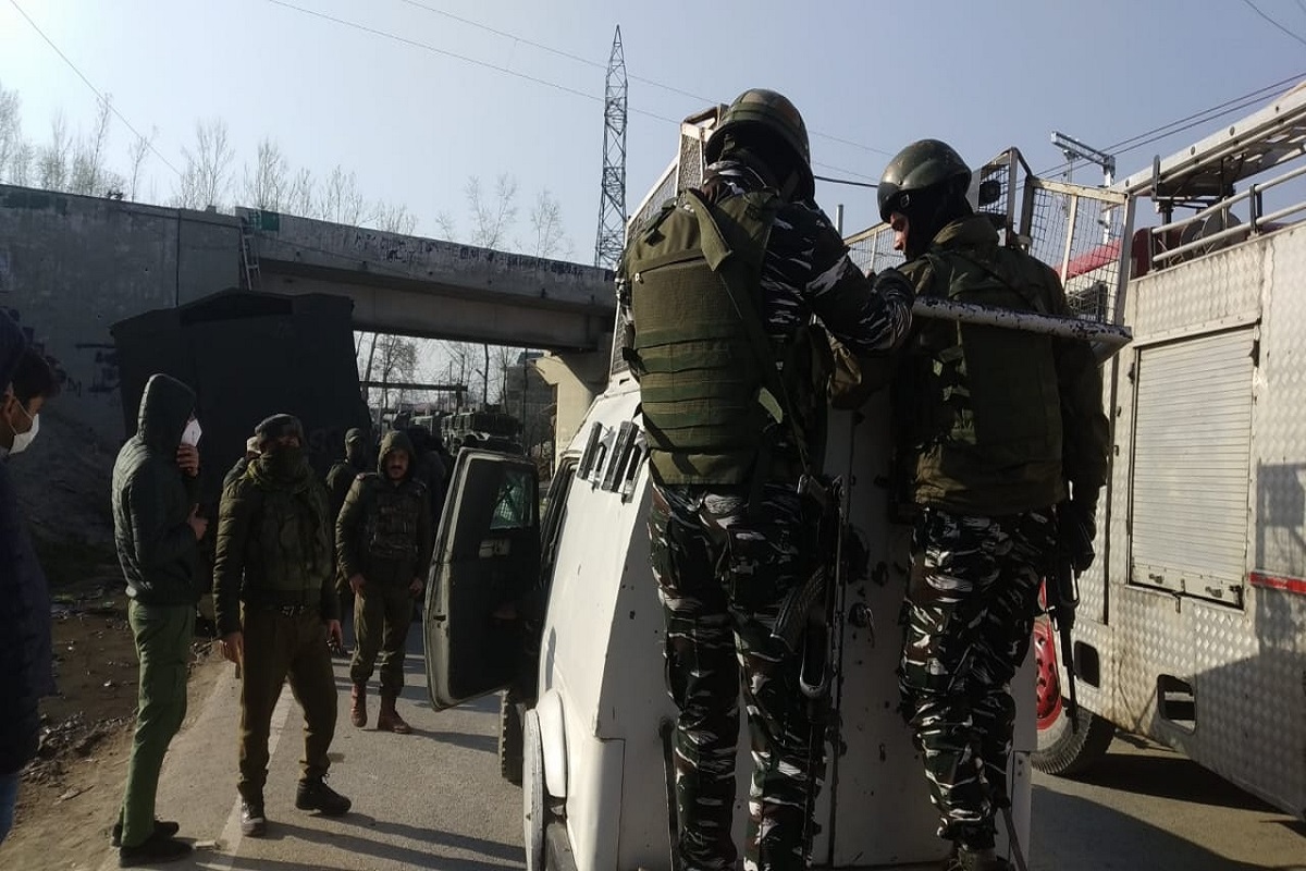 Two Tourists Injured in Terrorist Attack in Anantnag