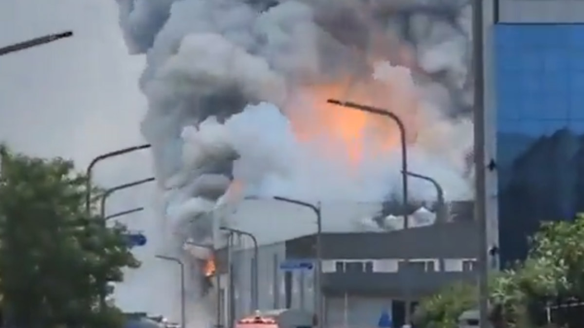At Least 22 Killed as Fire Engulfs Lithium Battery Plant in South Korea