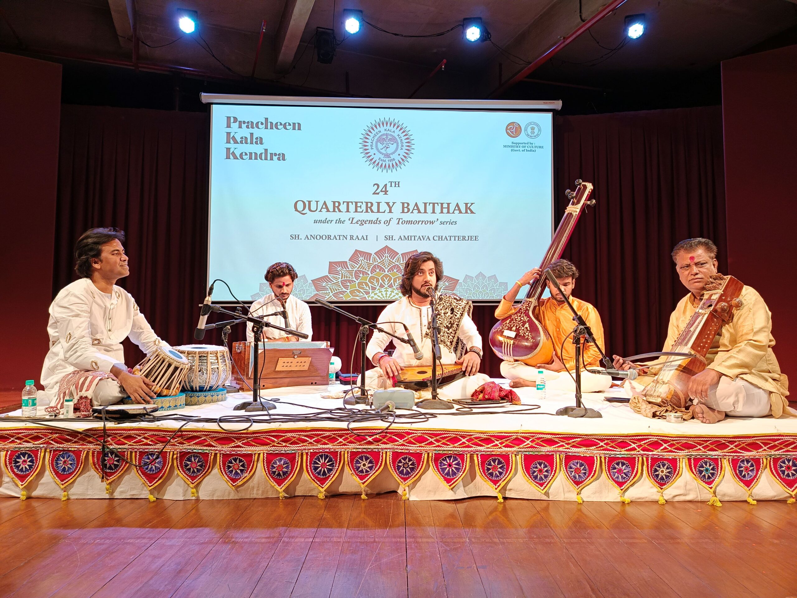 Melodic performances captivates audience in 24th Quarterly Baithak of Pracheen Kala Kendra