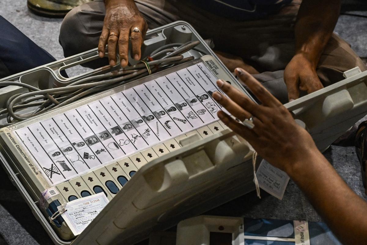 Lok Sabha Election 2024 Result Update: BJP leading on 152 seats, Congress on 61