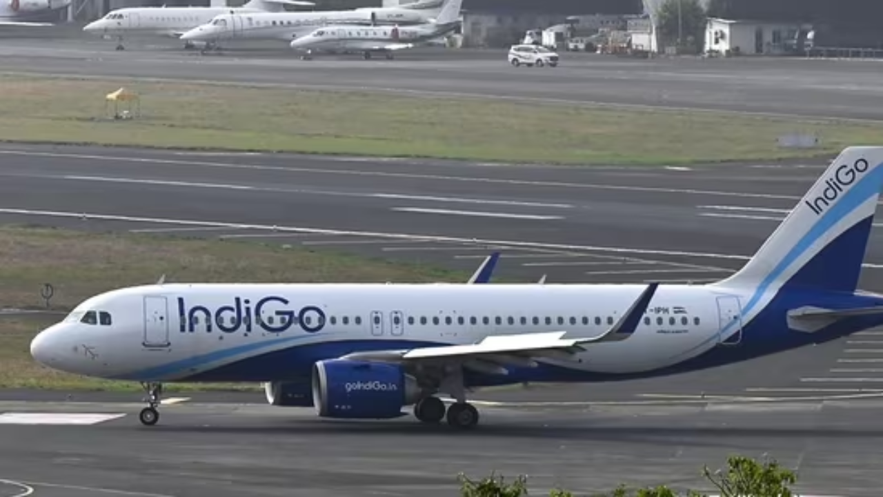 IndiGo Flight: Delhi-Bagdogra Delayed 4 Hours Due To High Ground Temperatures