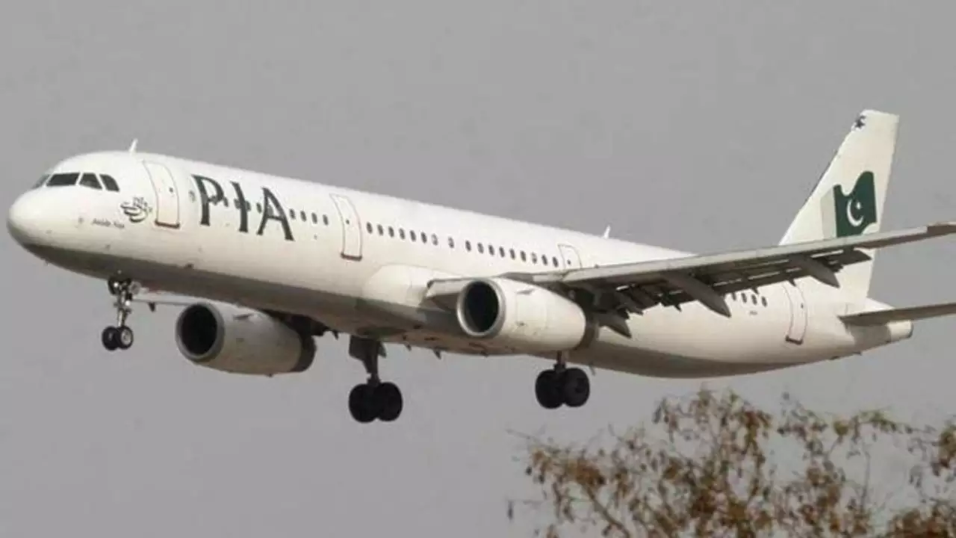 Pakistani Airlines, Hajj Flight Makes Emergency Landing In Saudi Arabia Following Sound Of Explosion