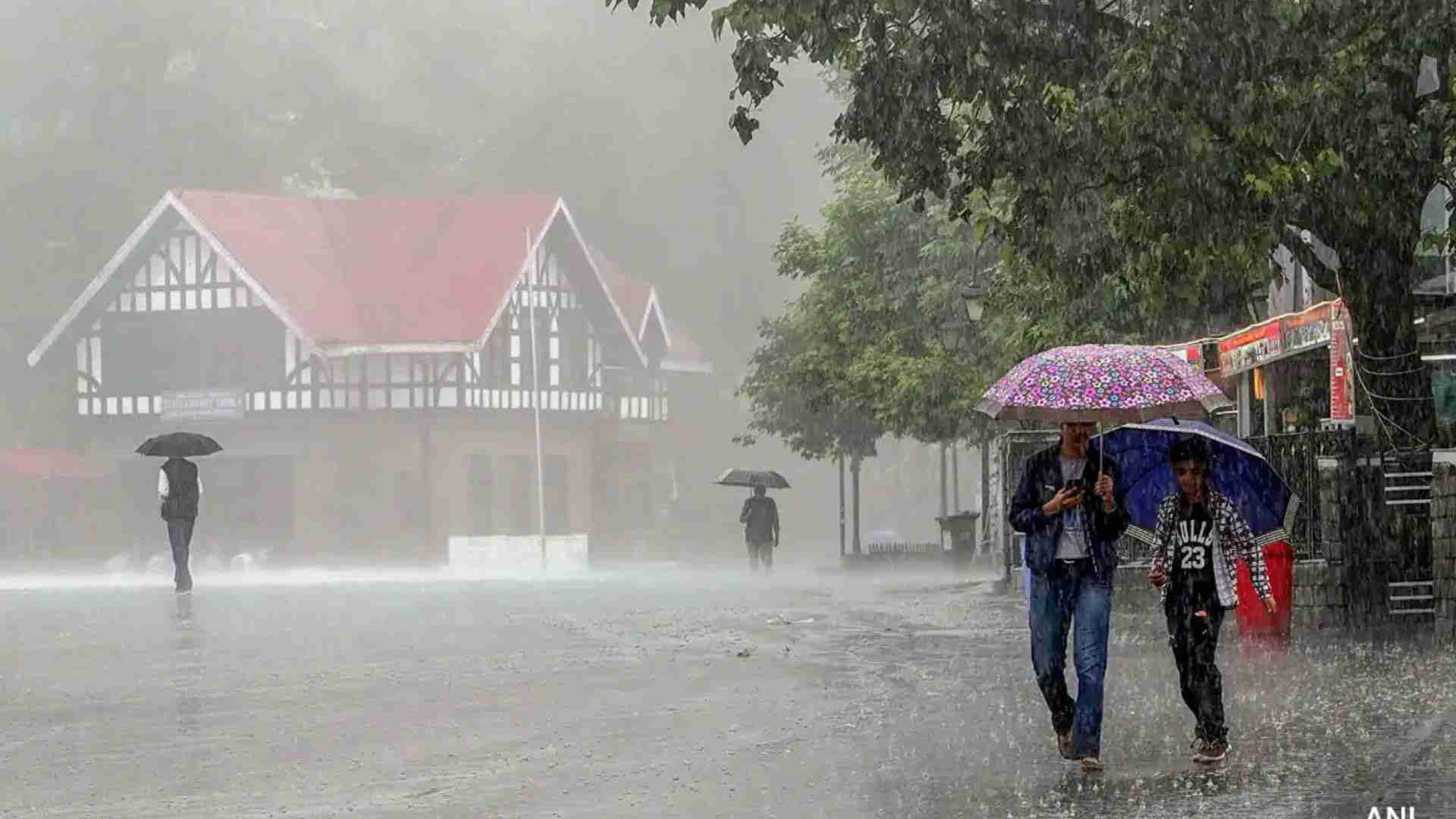 Met Office Signals Rain, Strong Wind Warnings Across 10 MP Districts