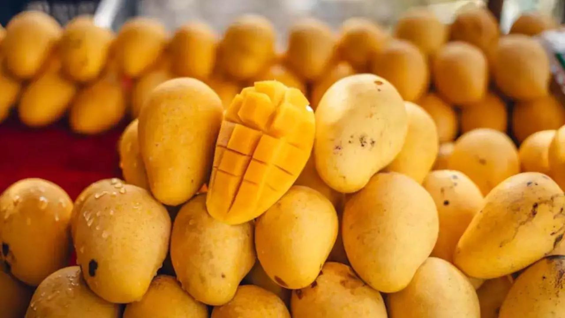 Watch : Alphonso Mangoes At ₹2,400, Indian Grocery Prices In London Shock Internet