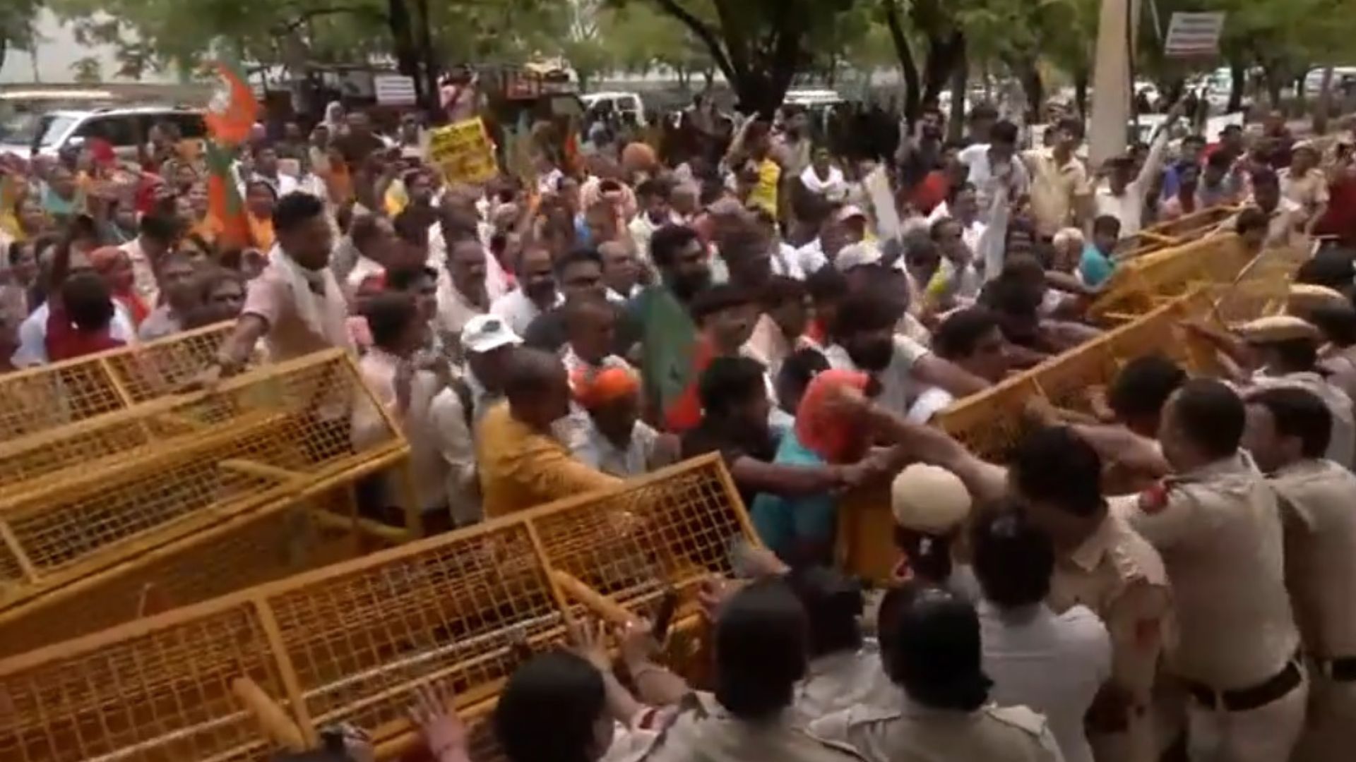 BJP Protest Against Delhi CM Arvind Kejriwal Over Water Crisis