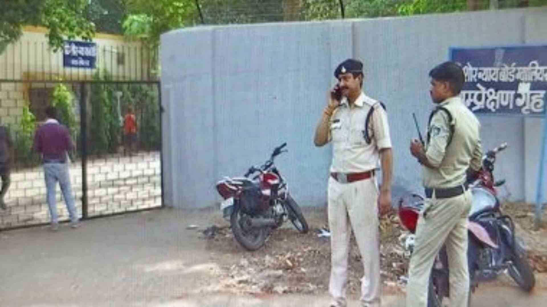 Five Escape From Gwalior Juvenile Home By Removing Bathroom Ventilation