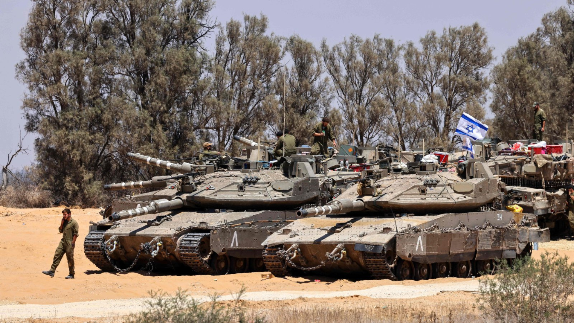 French Authorities Bar Israeli Defense Firms from Paris Trade Show