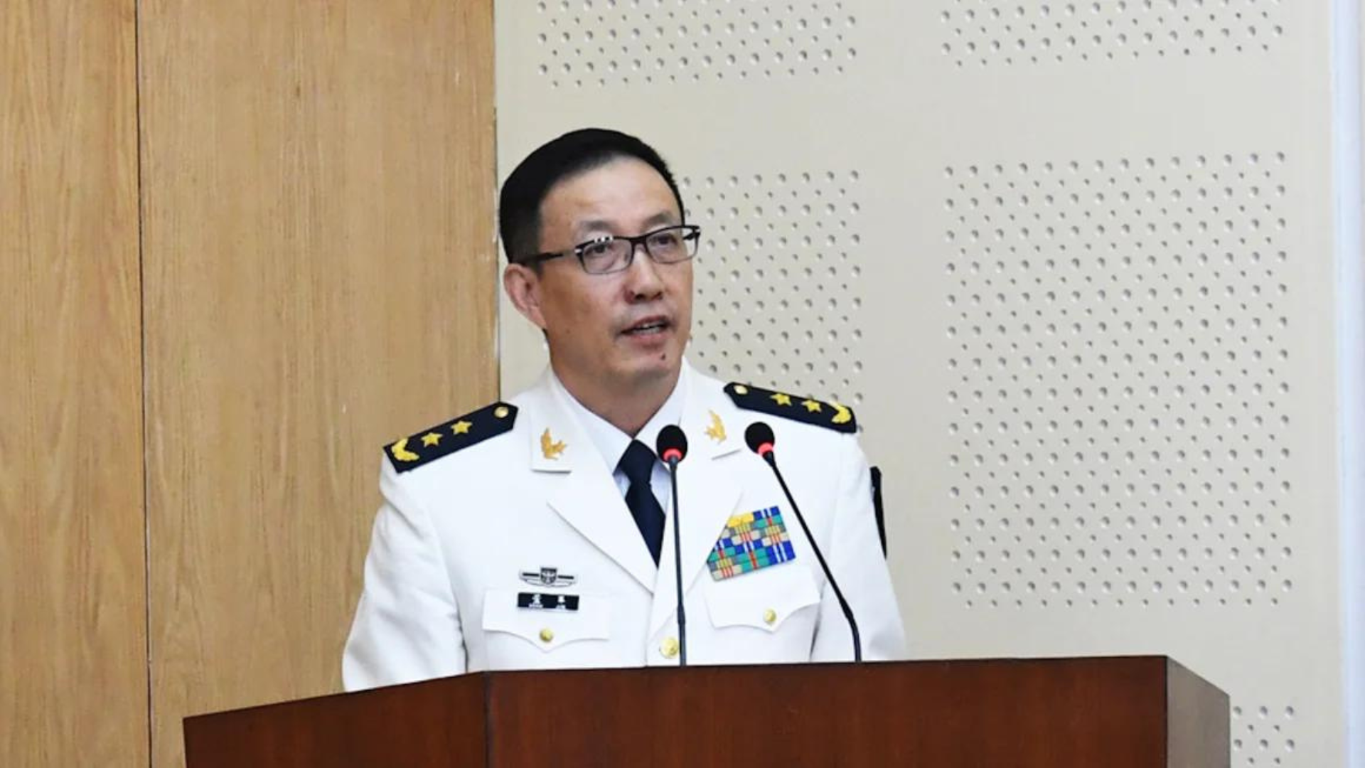 Chinese Defence Minister Vows Forceful Measures Against Taiwan Independence