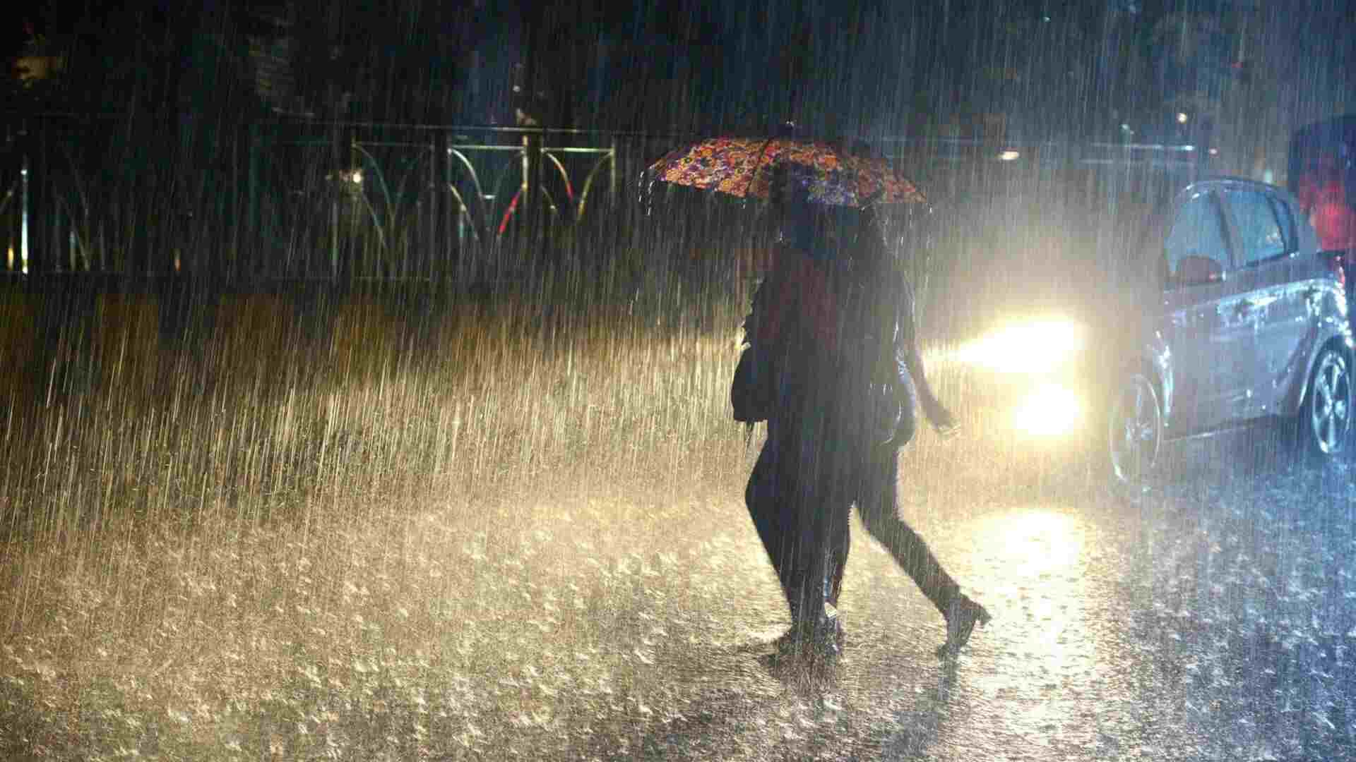 IMD Predicts Heavy Rainfall In Delhi on June 29-30; Monsoon Arrival Still Uncertain